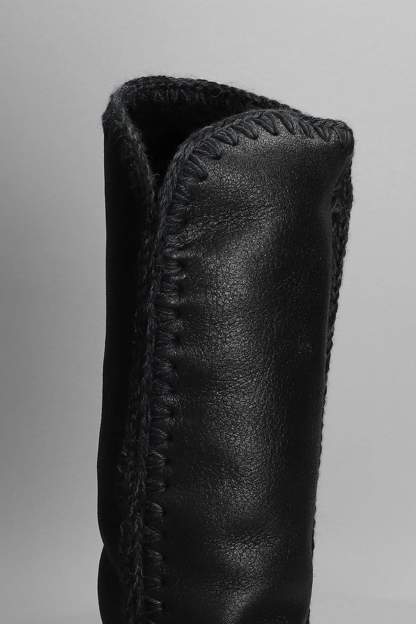 Eskimo 40 low heels boots in black leather - Image 5