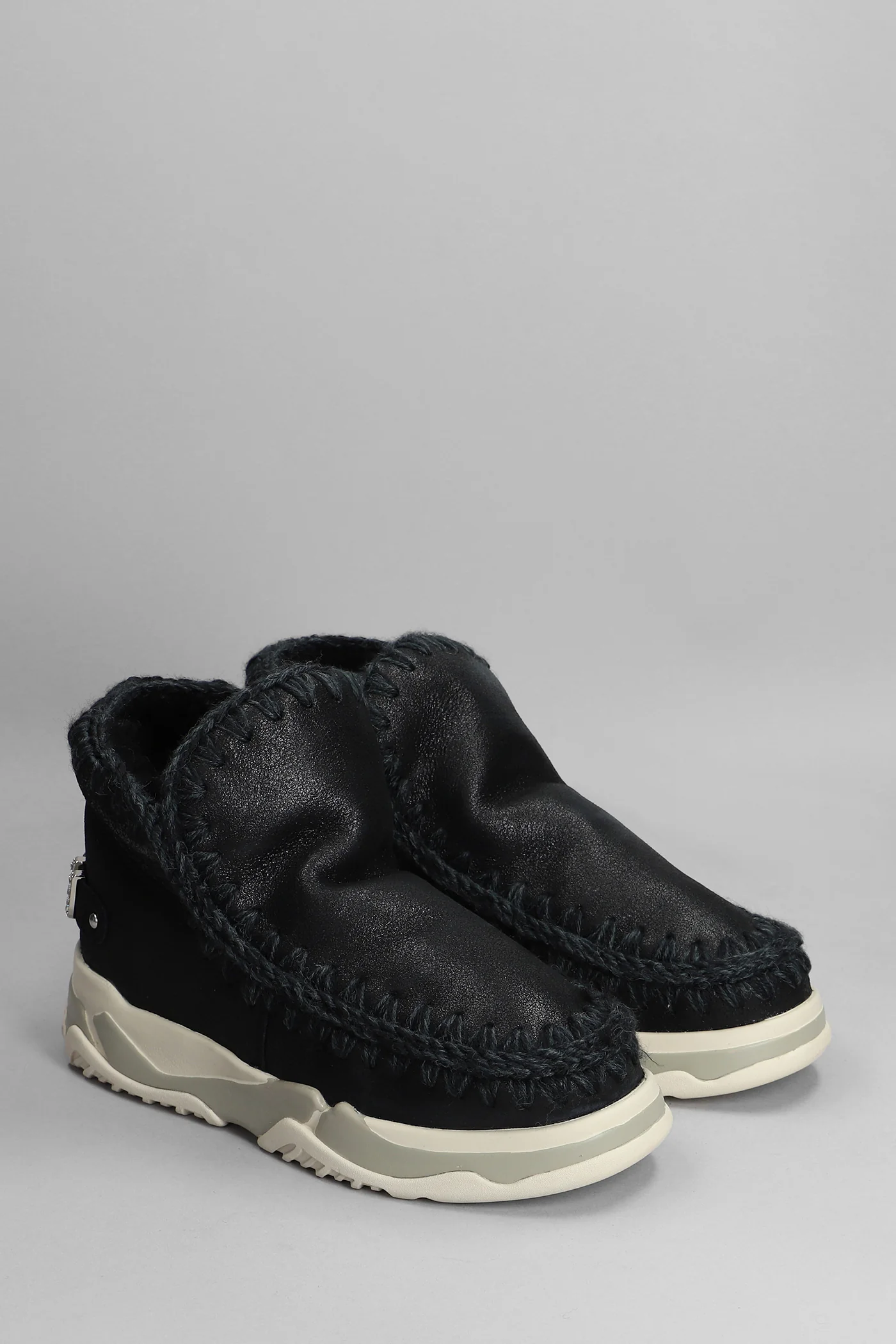 Eskimo Trainer low heels Ankle boots in black leather - Image 2