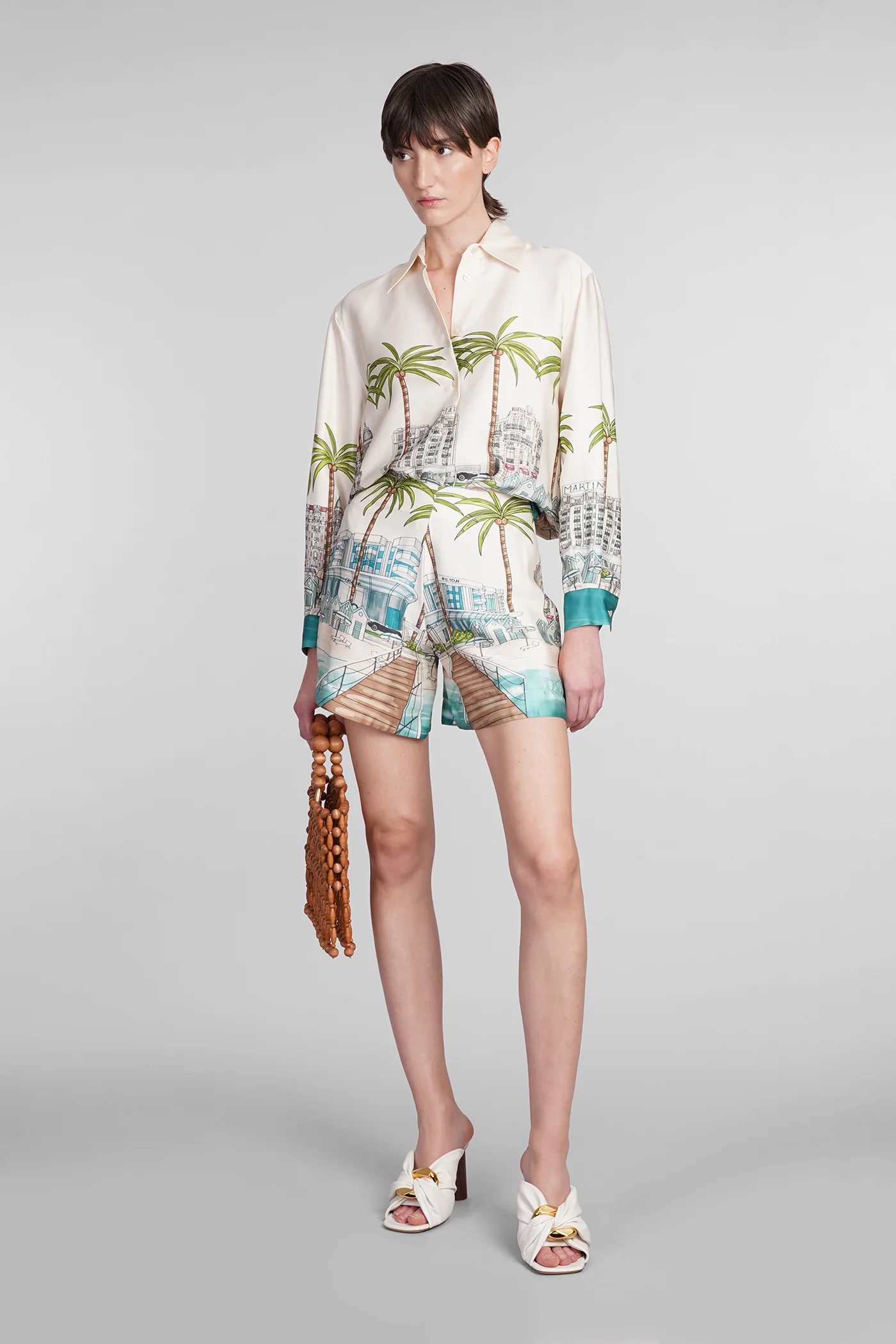 La croisette Shirt in beige viscose - Image 2