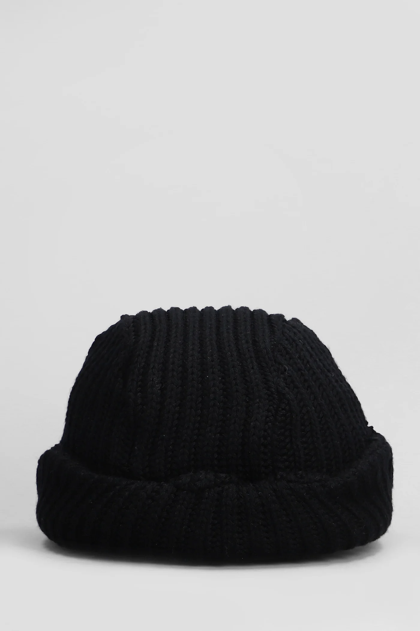 Hats in black wool - Image 3