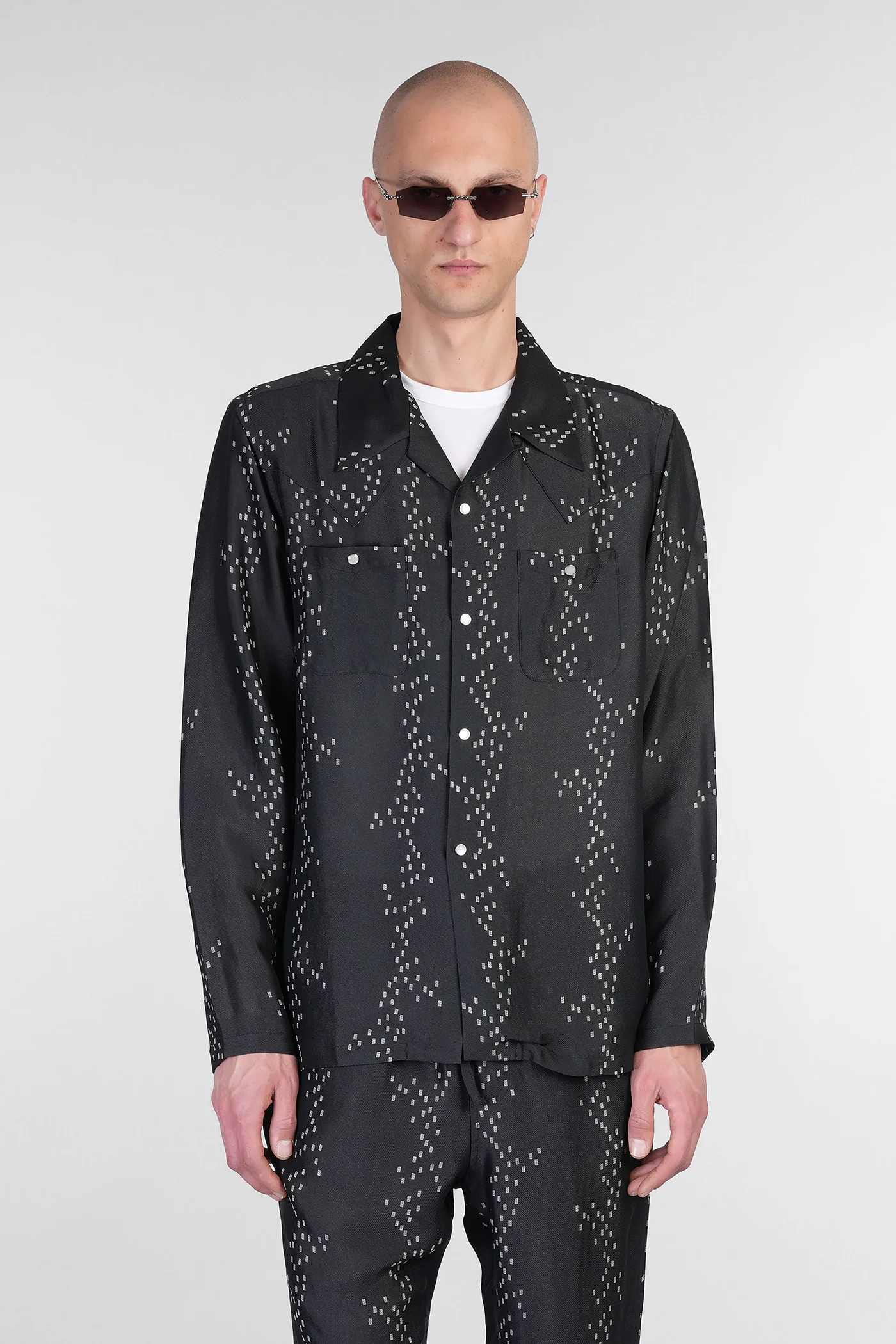 Shirt in black Rayon