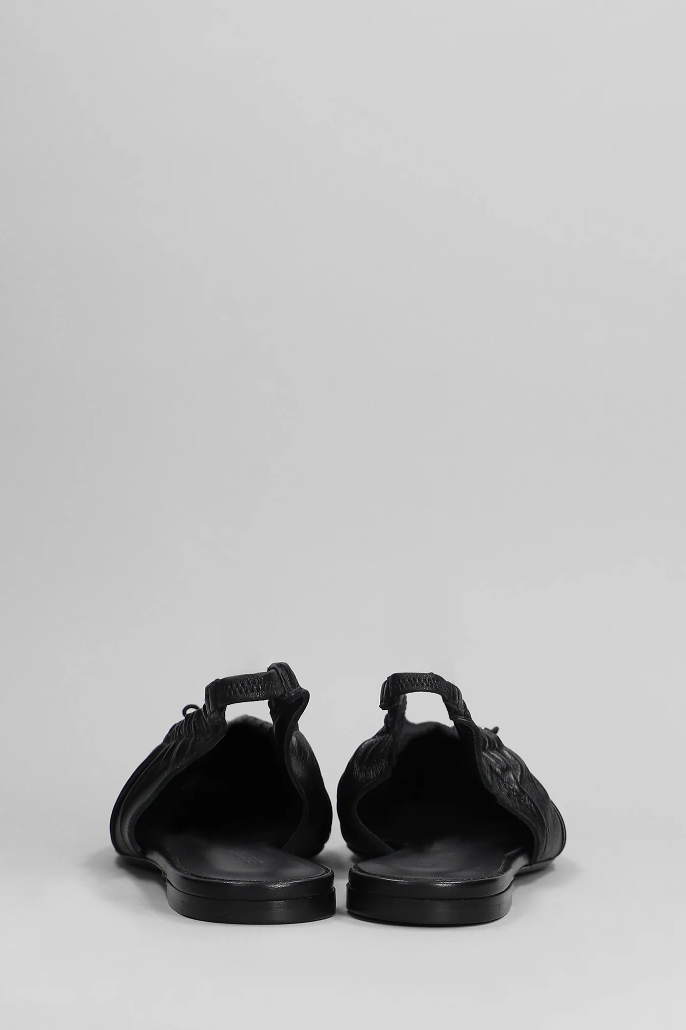 Ballet flats in black leather - Image 4
