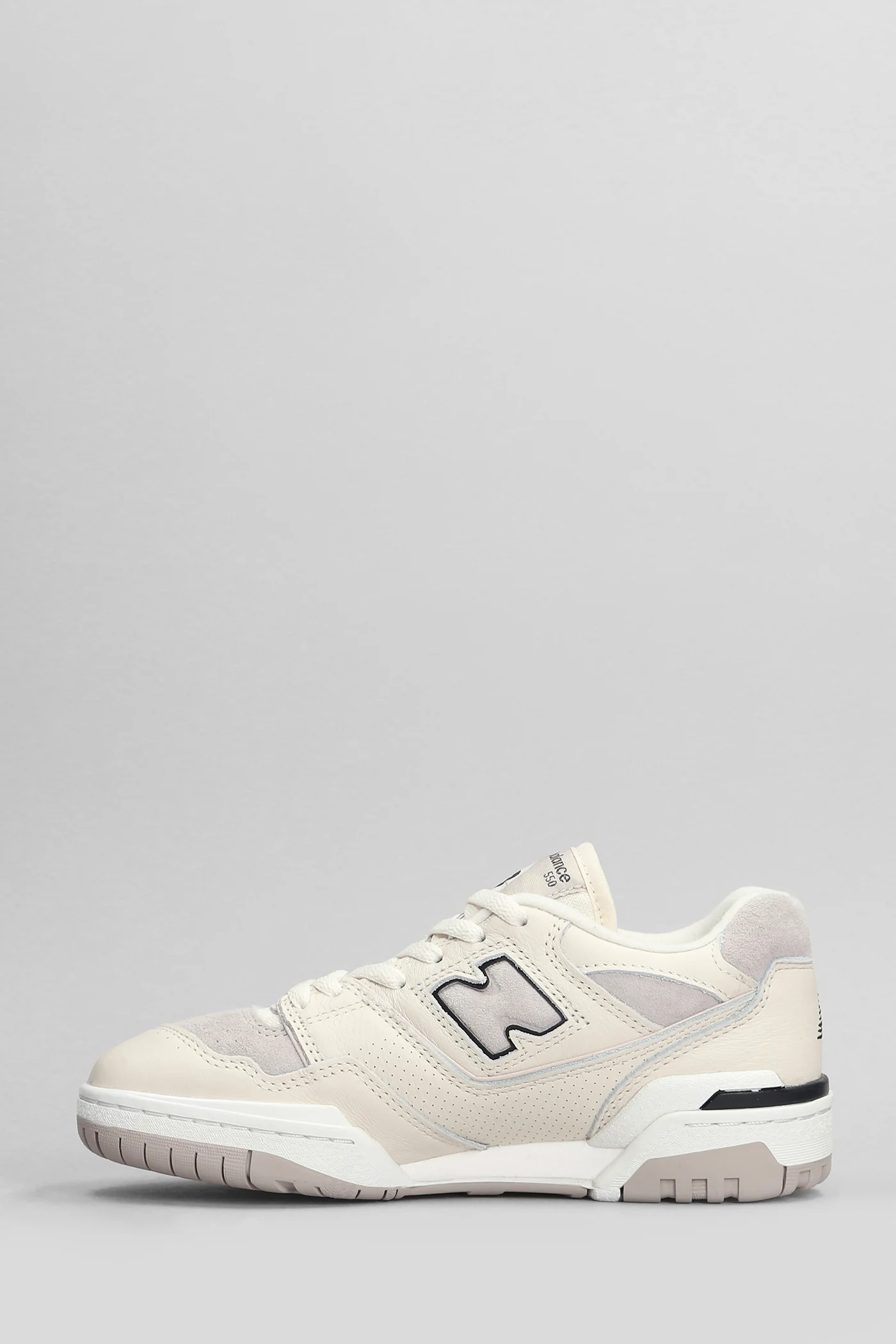 550 Sneakers in beige suede and leather - Image 3