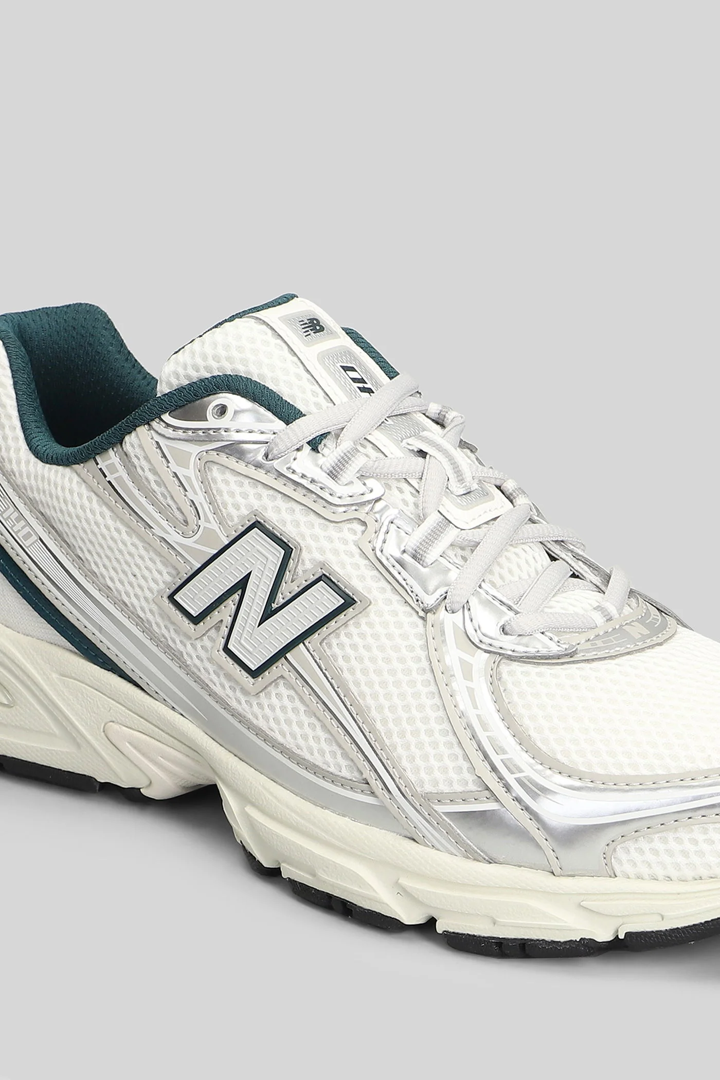 740 Sneakers in white leather and fabric - Image 5