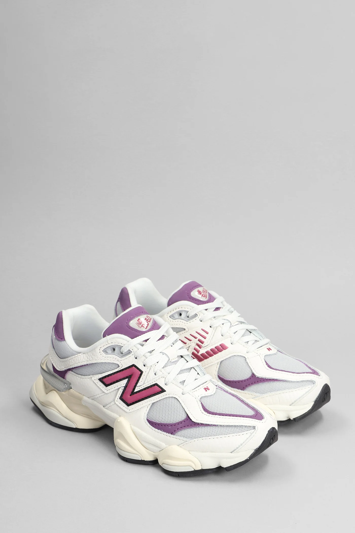 9060 Sneakers in white leather and fabric - Image 2