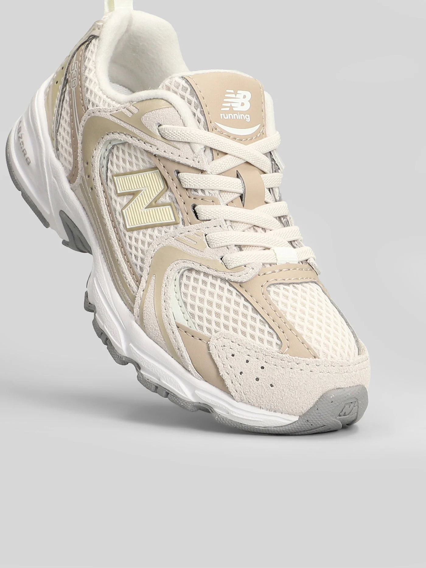 530 Sneakers in beige Suede and fabric - Image 10