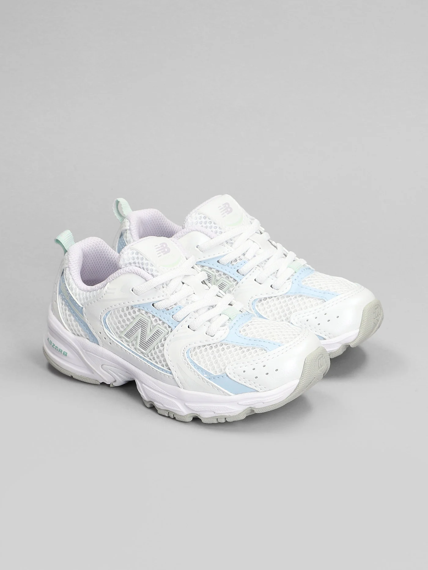 530 Sneakers in white leather and fabric - Image 2