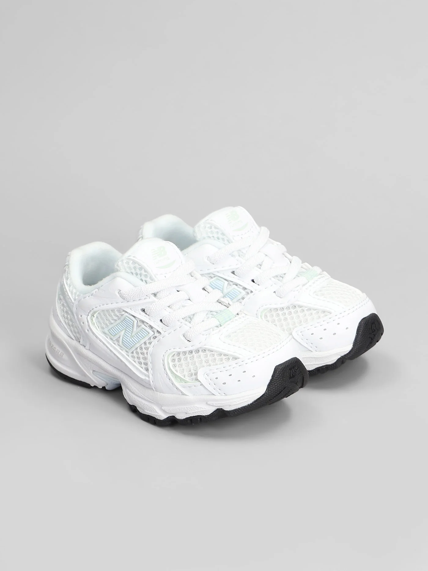 530 Sneakers in white leather and fabric - Image 2