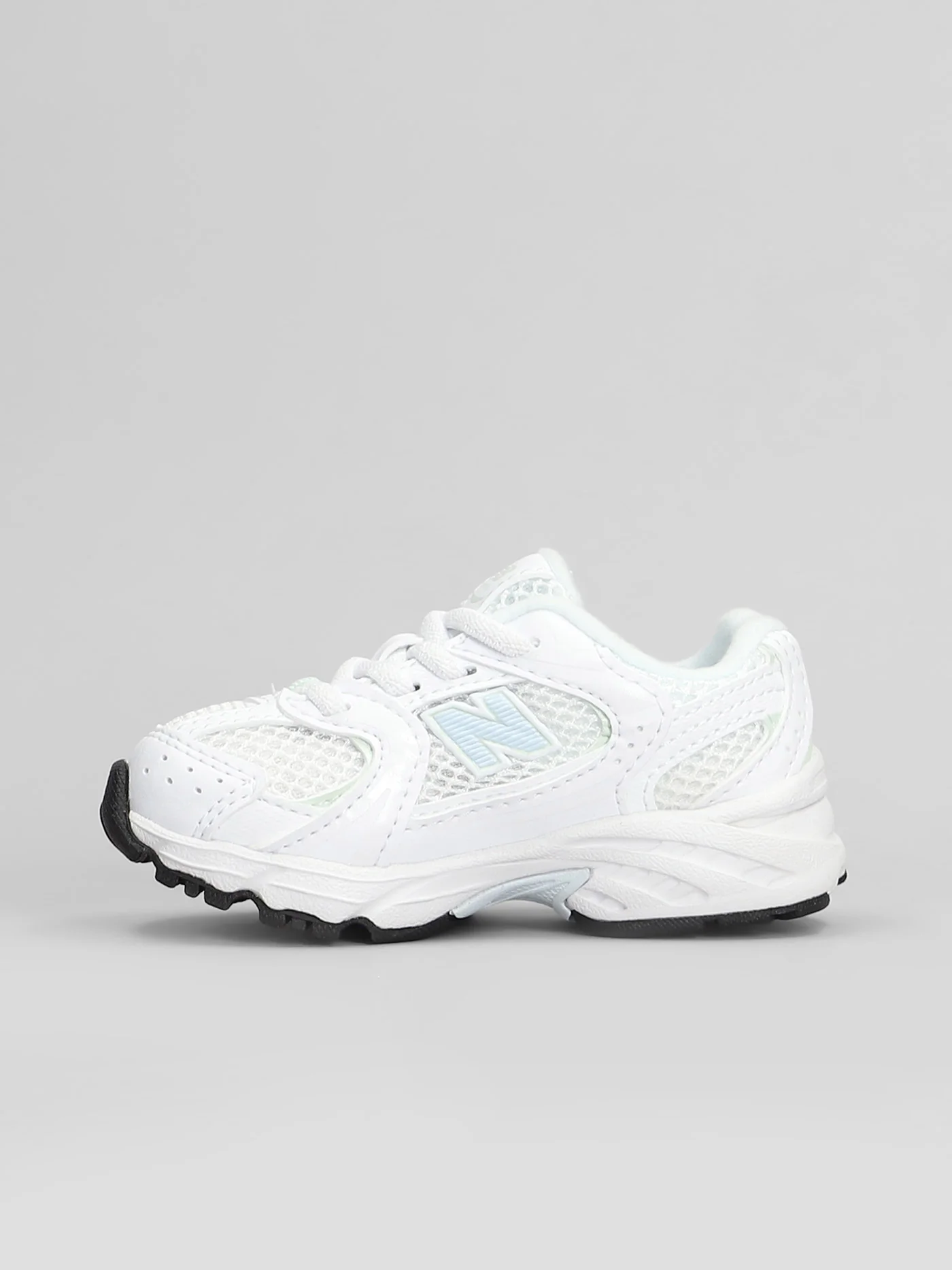 530 Sneakers in white leather and fabric - Image 3