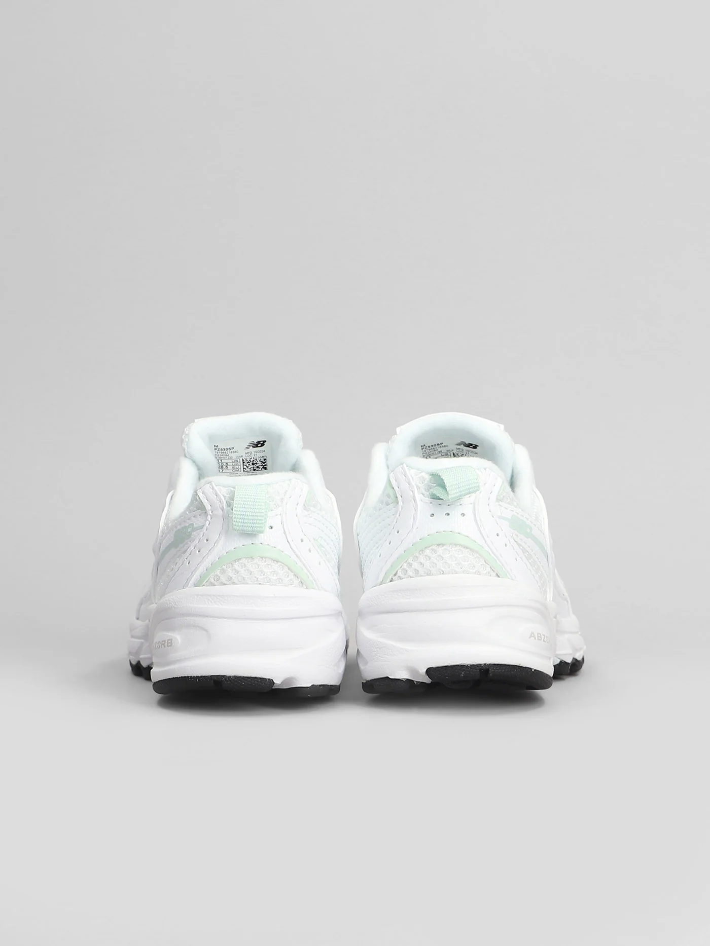 530 Sneakers in white leather and fabric - Image 4