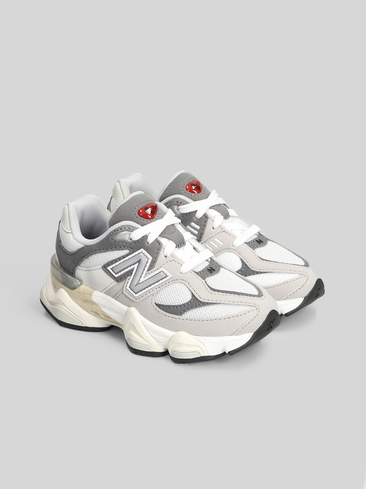 9060 Sneakers in grey Suede and fabric - Image 2