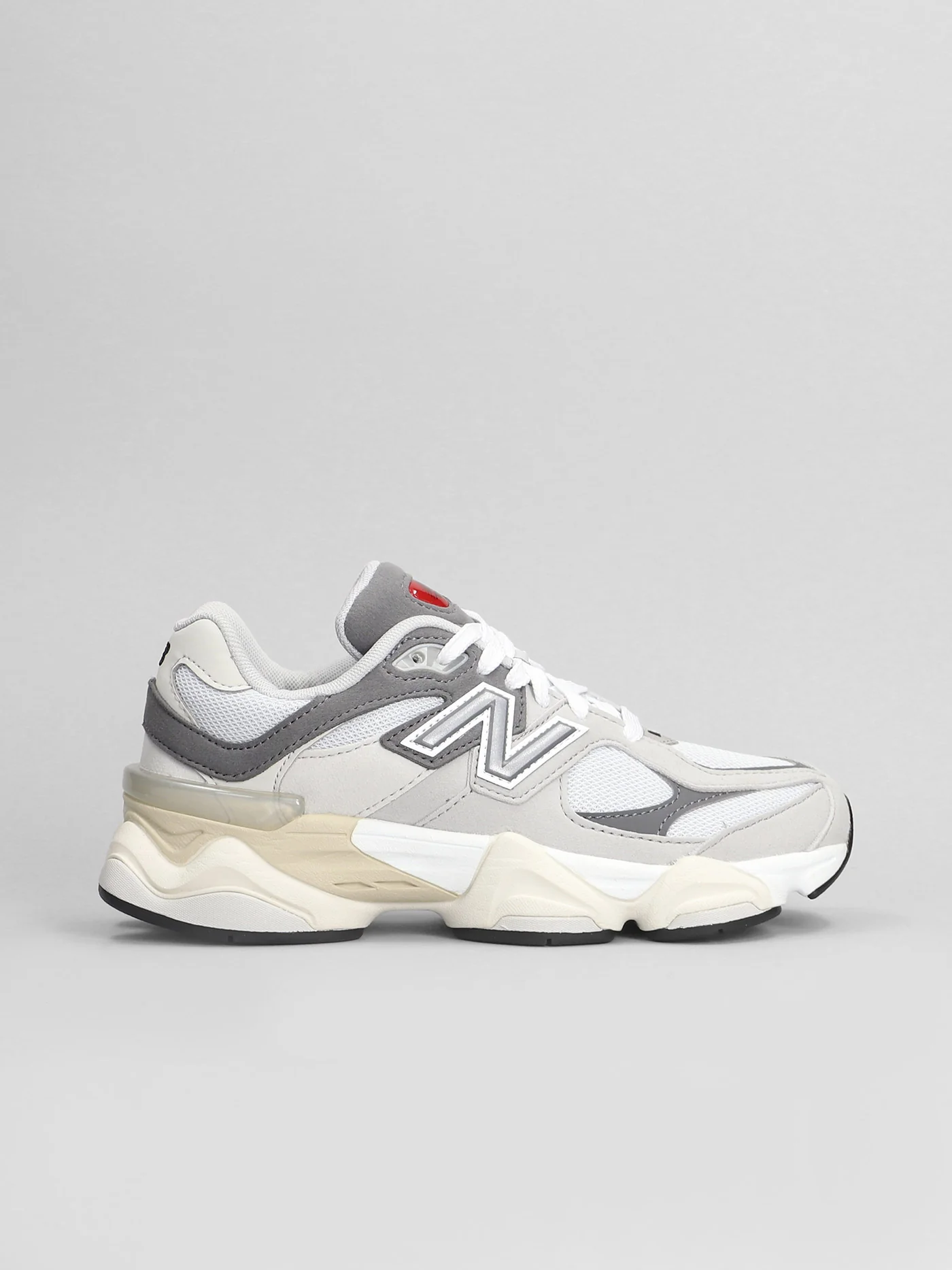 9060 Sneakers in grey Suede and fabric