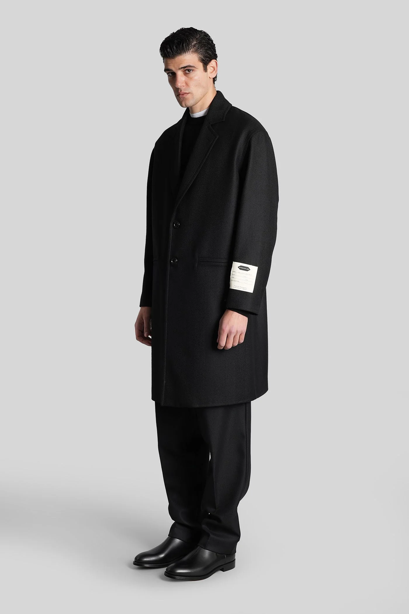 Seattle  in black wool - Image 4