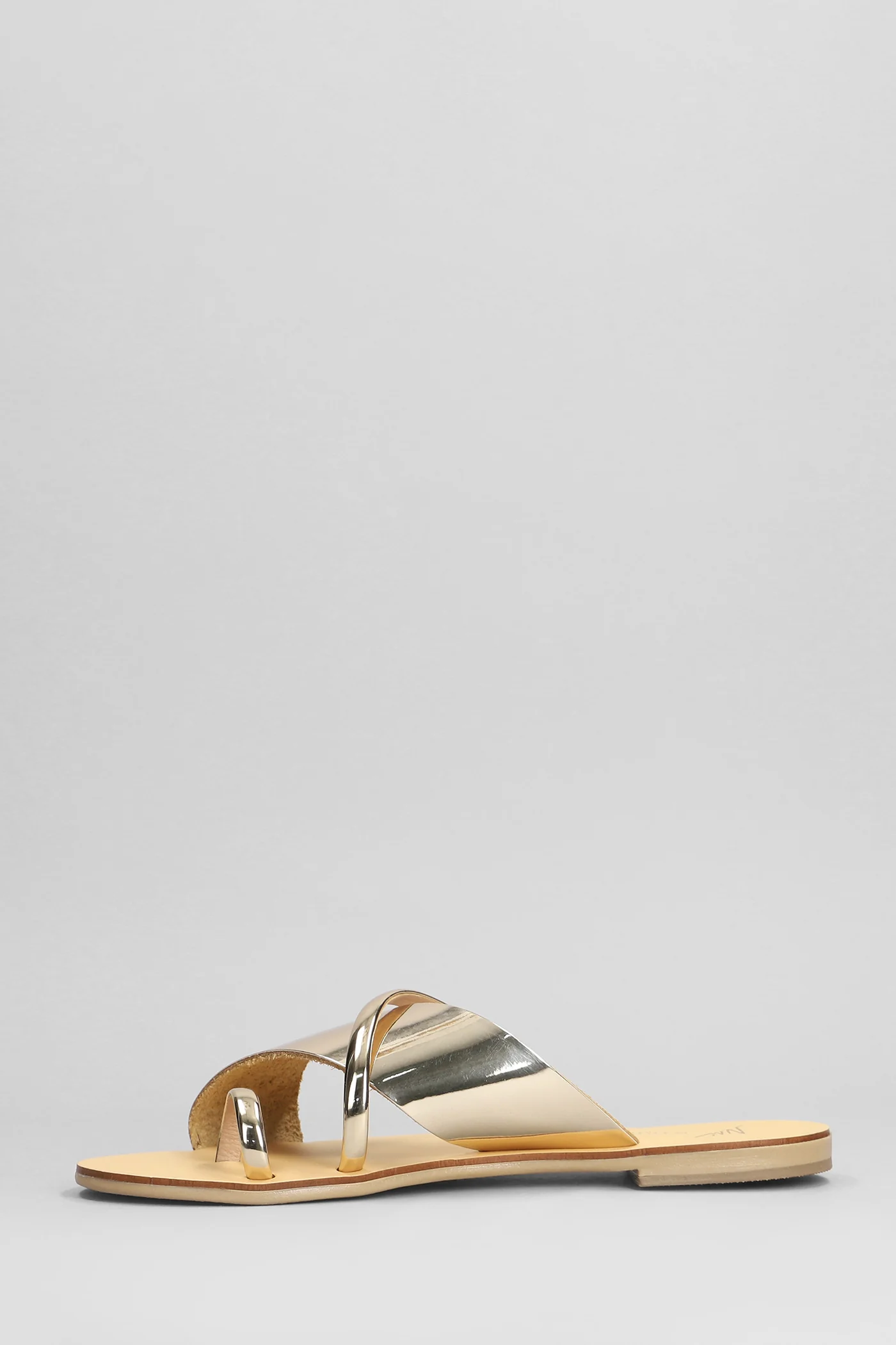Flats in gold leather - Image 3