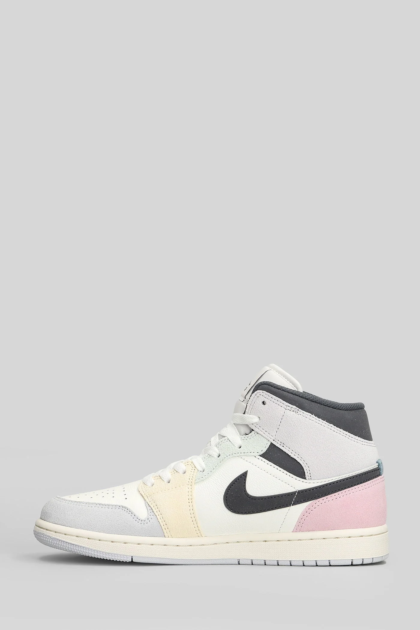 Air jordan 1 mid Sneakers in white suede and leather - Image 3