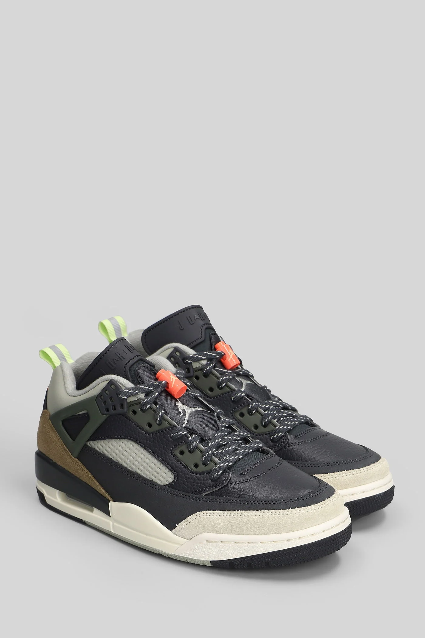 Air Jordan Spizike Sneakers in black leather - Image 2