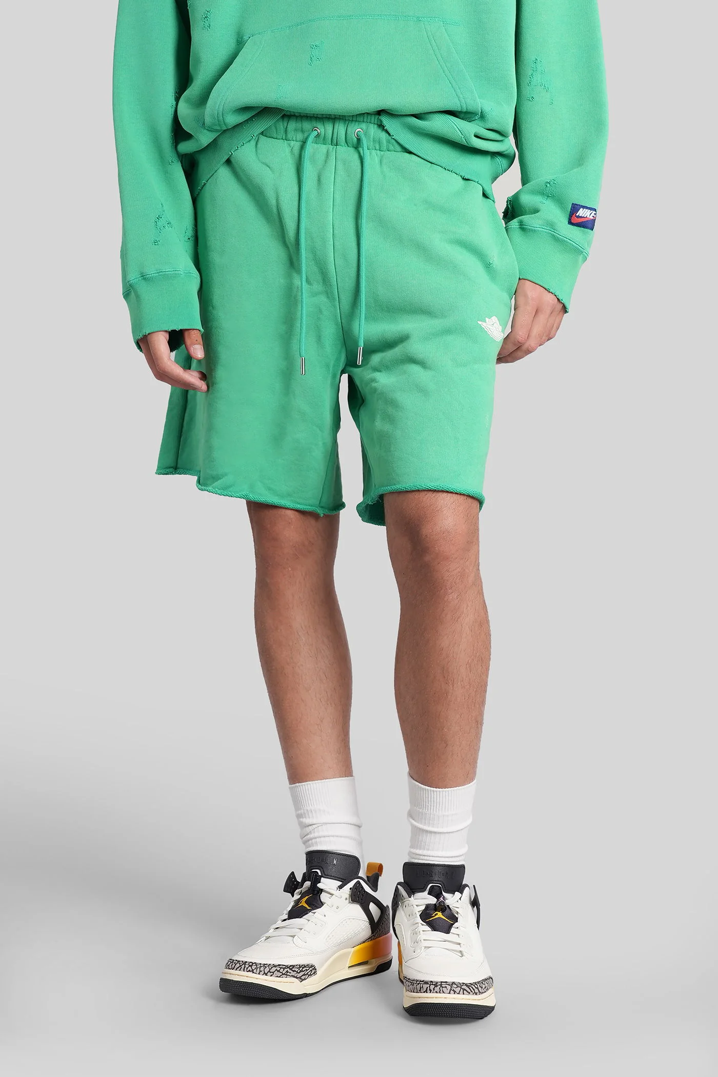 Shorts in green cotton