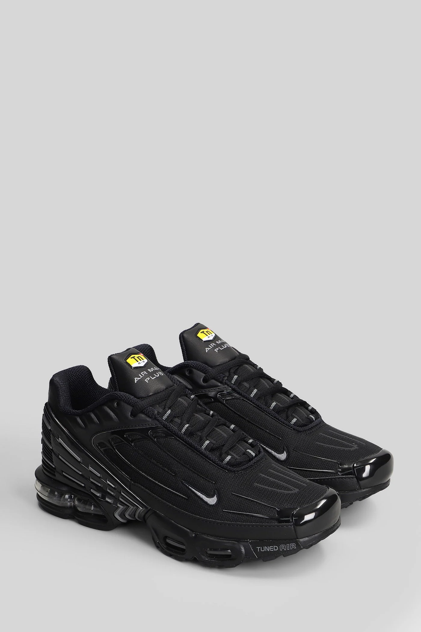 Air Max Plus III Sneakers in black leather and fabric - Image 2