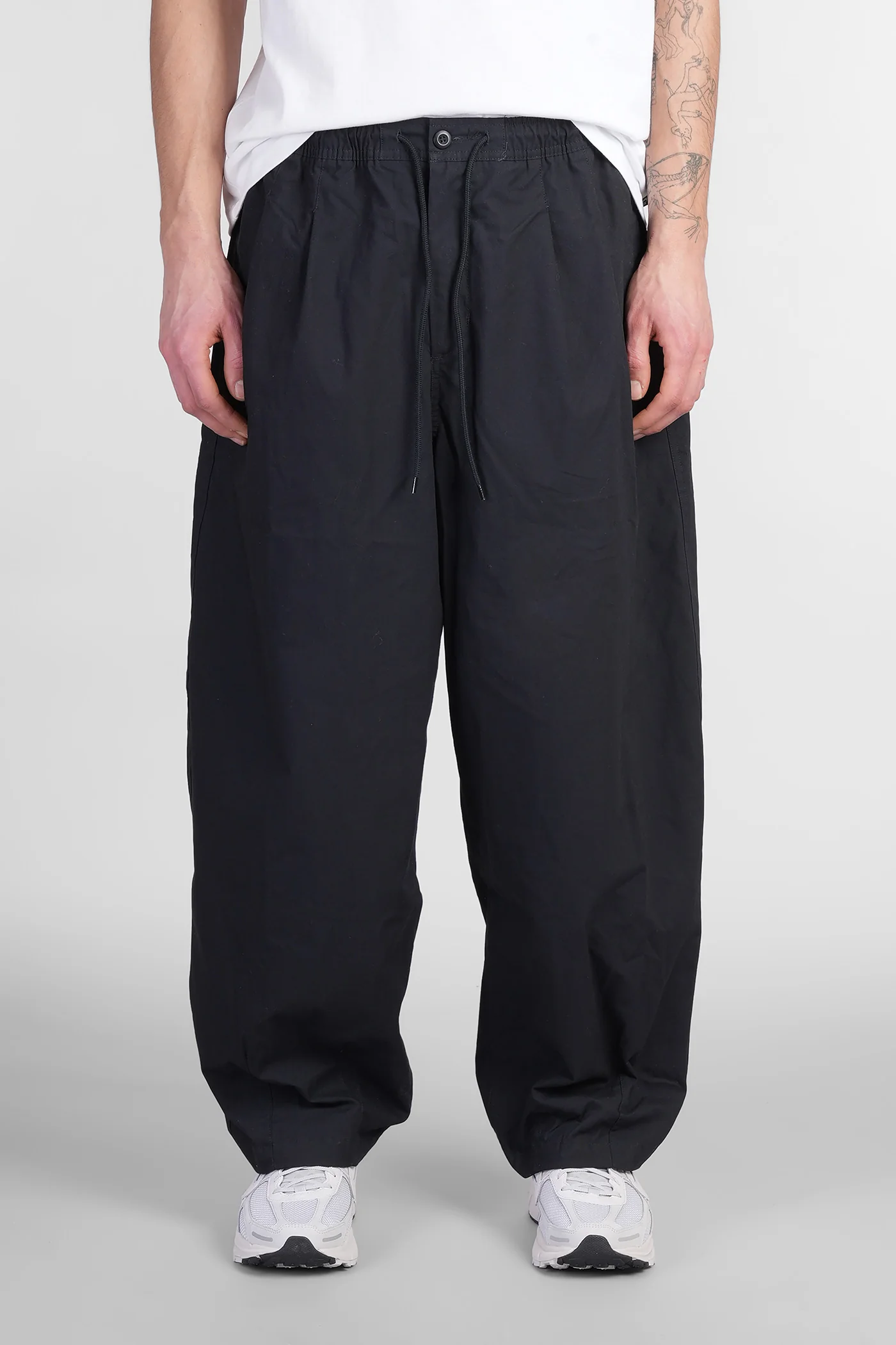 Club Balloon Pant Pants in black cotton - Image 21