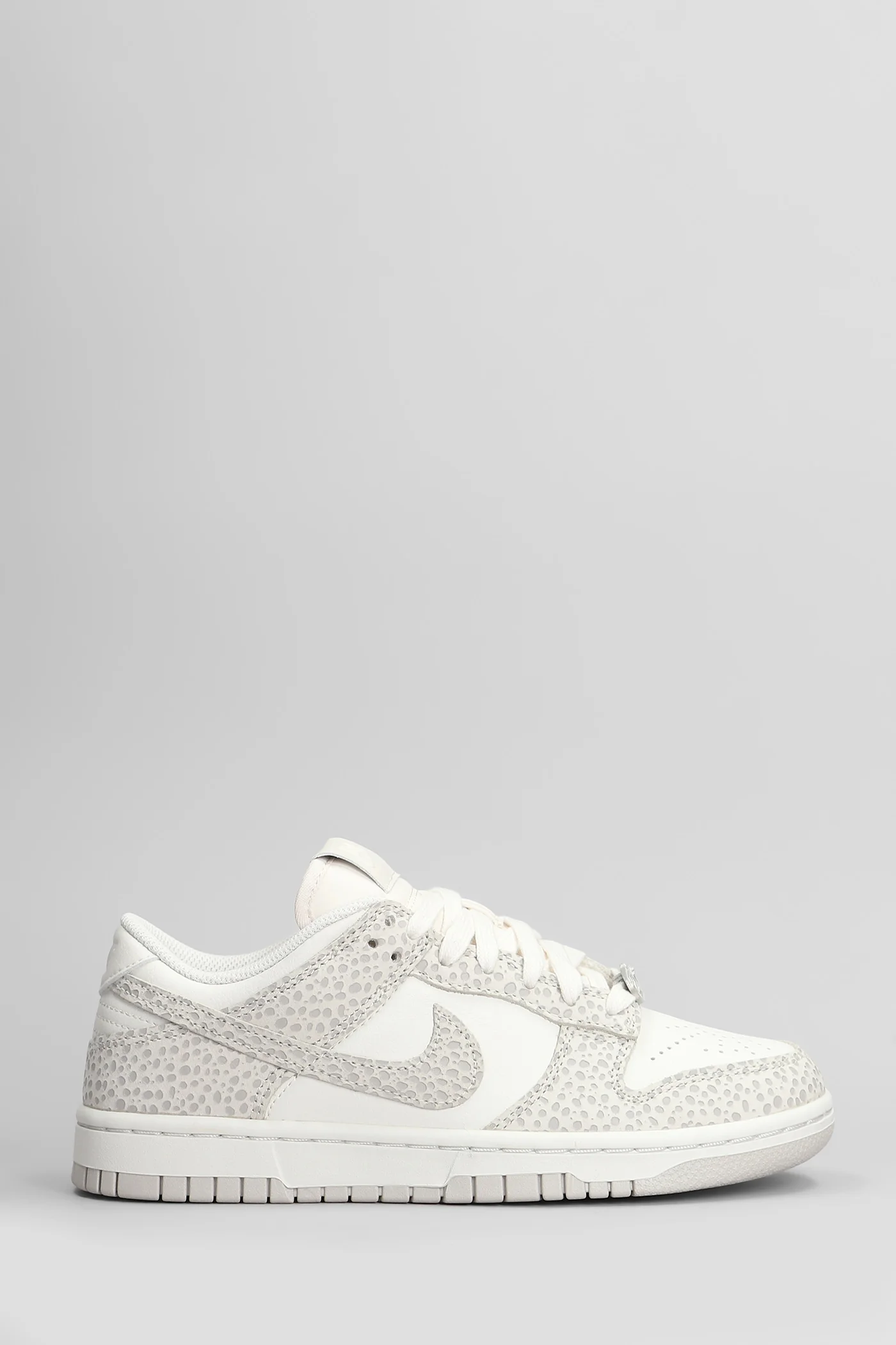 Dunk Low Prm Sneakers in white leather