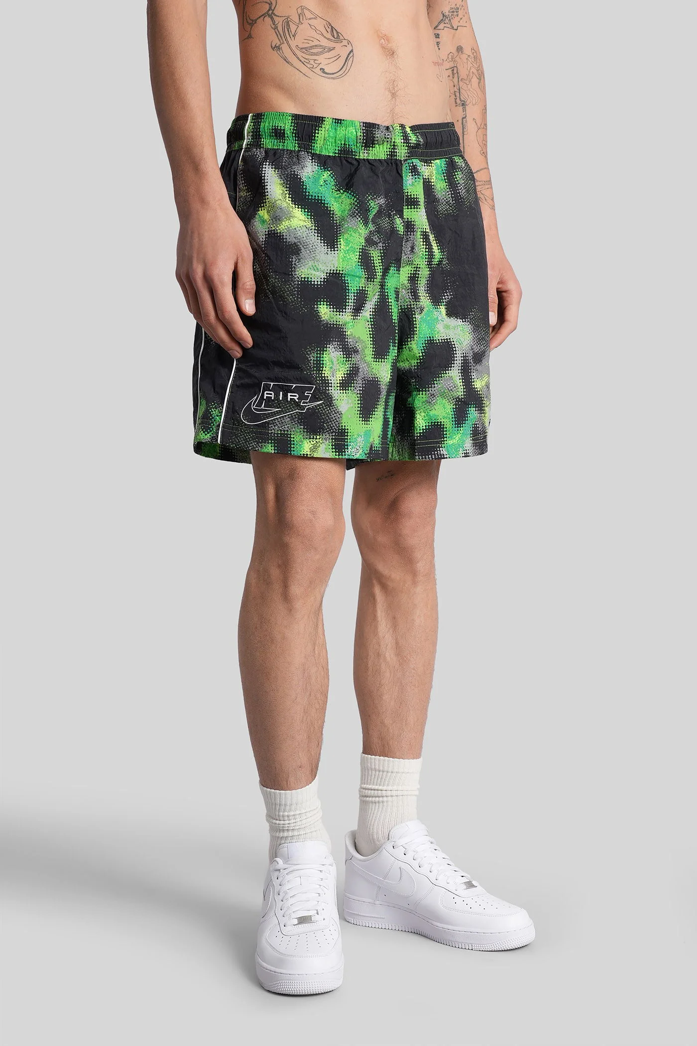 Shorts in green polyester - Image 4