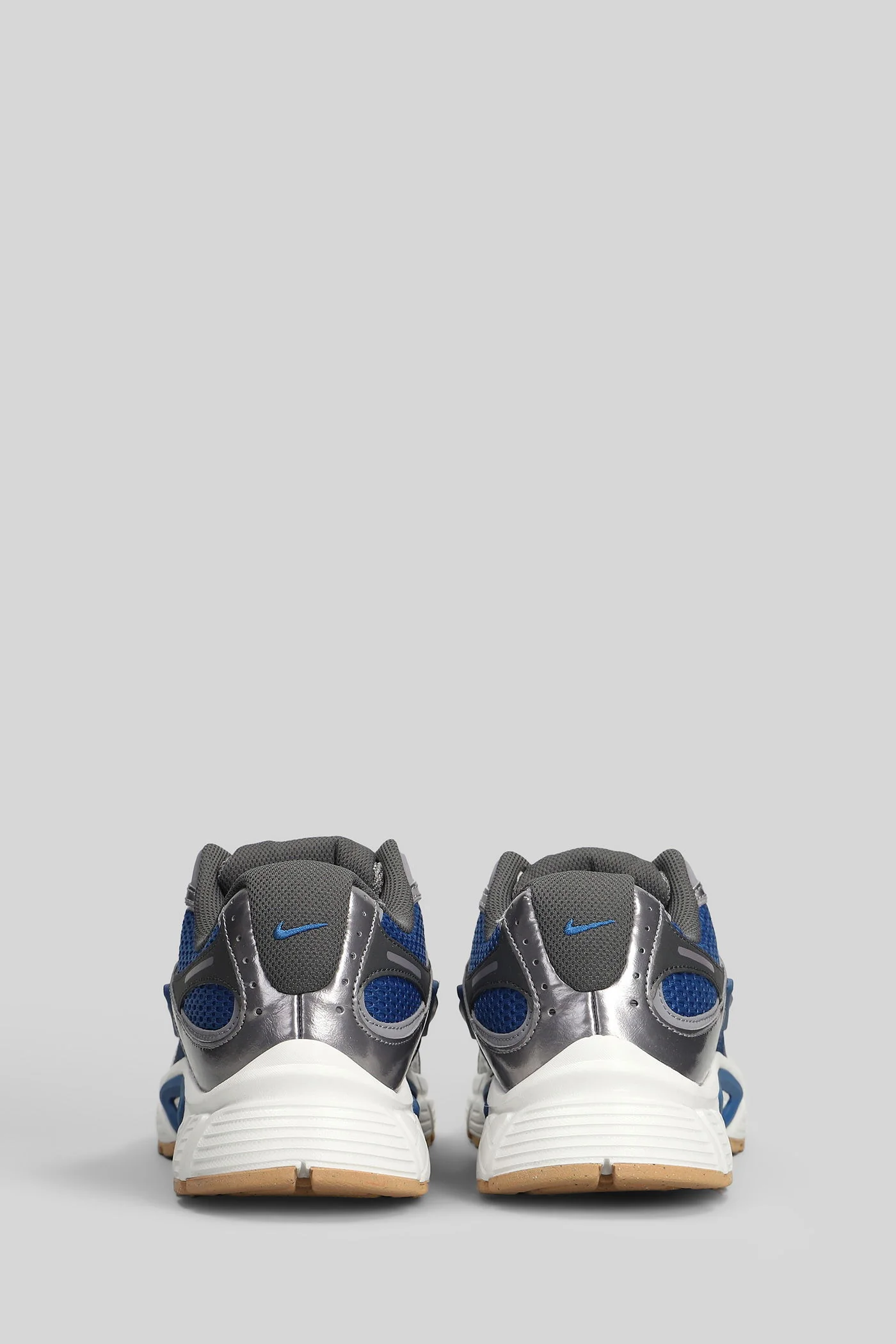V5 Rnr Sneakers in silver leather and fabric - Image 9