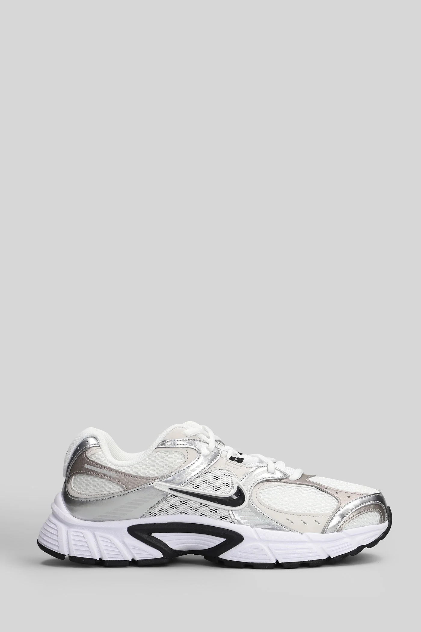 V5 Rnr Sneakers in white leather and fabric