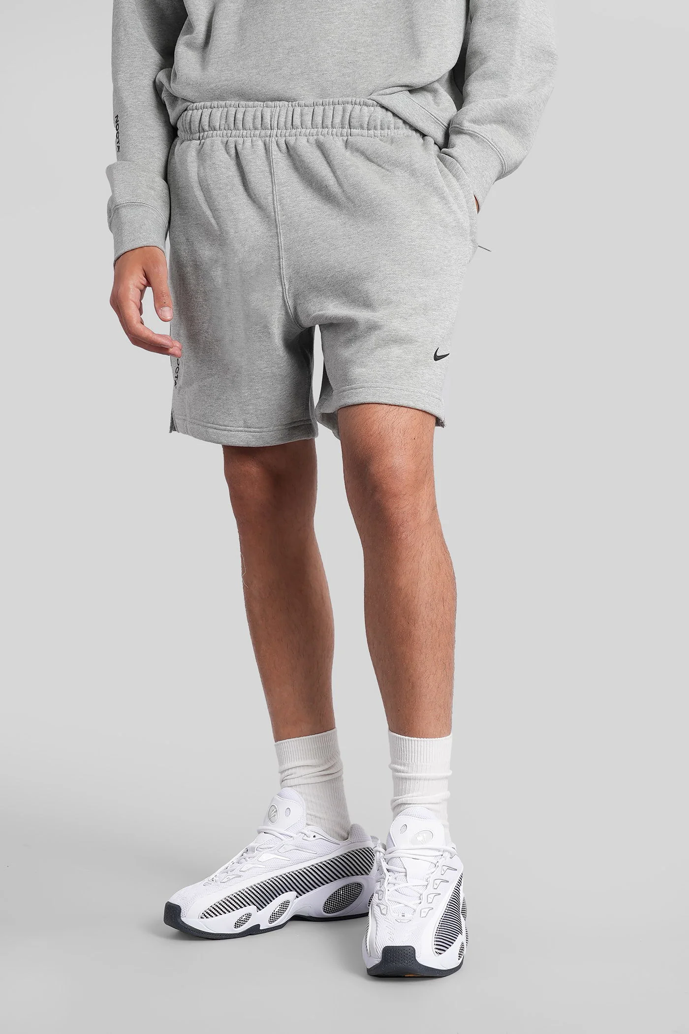 Shorts in grey cotton