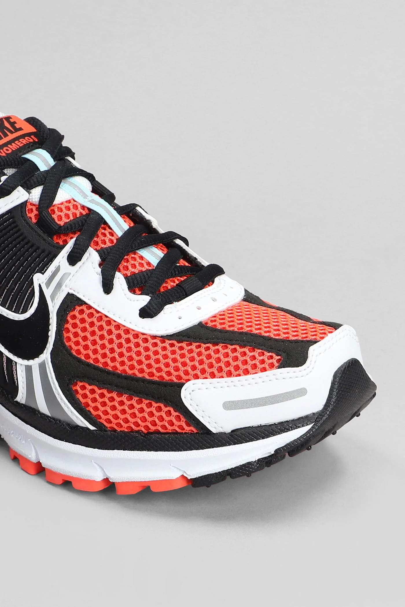 Zoom Vomero 5 Sneakers in black fabric - Image 5