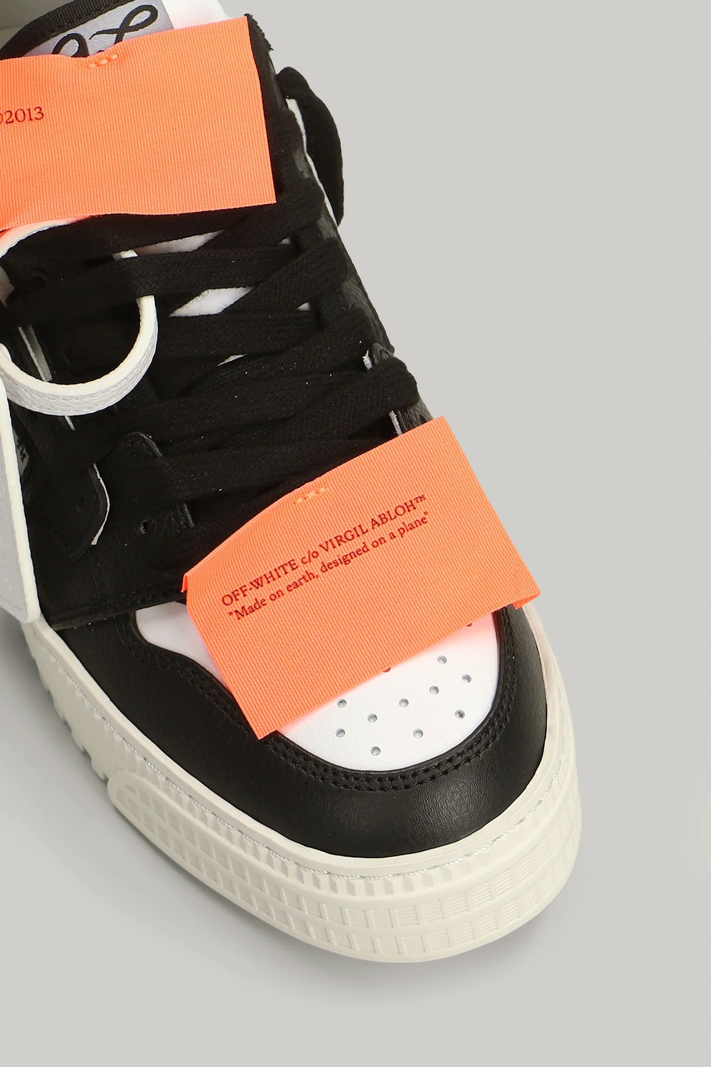 Low top 3.0 off cour Sneakers in black leather - Image 10