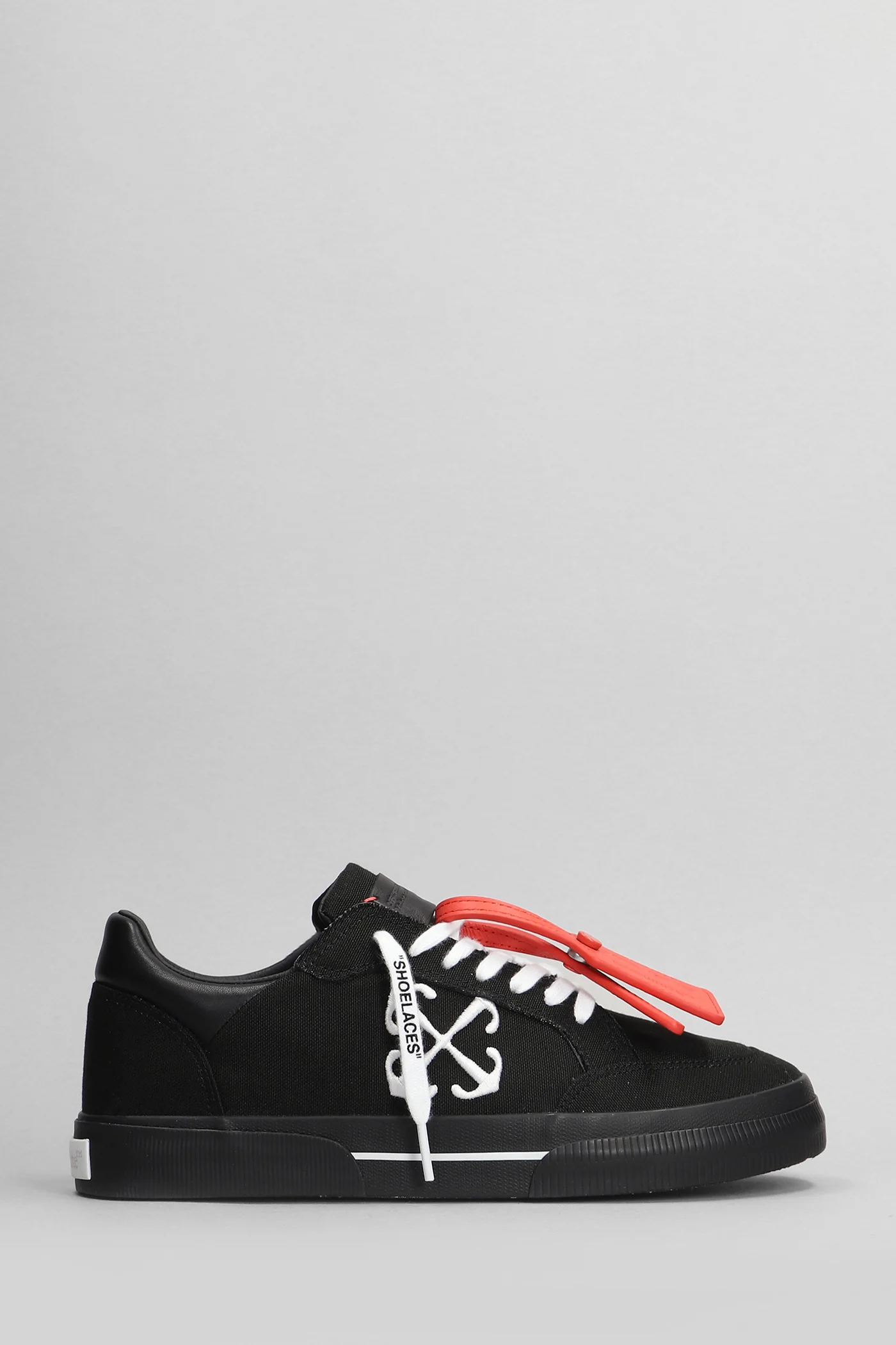 New low vulcanized Sneakers in black cotton