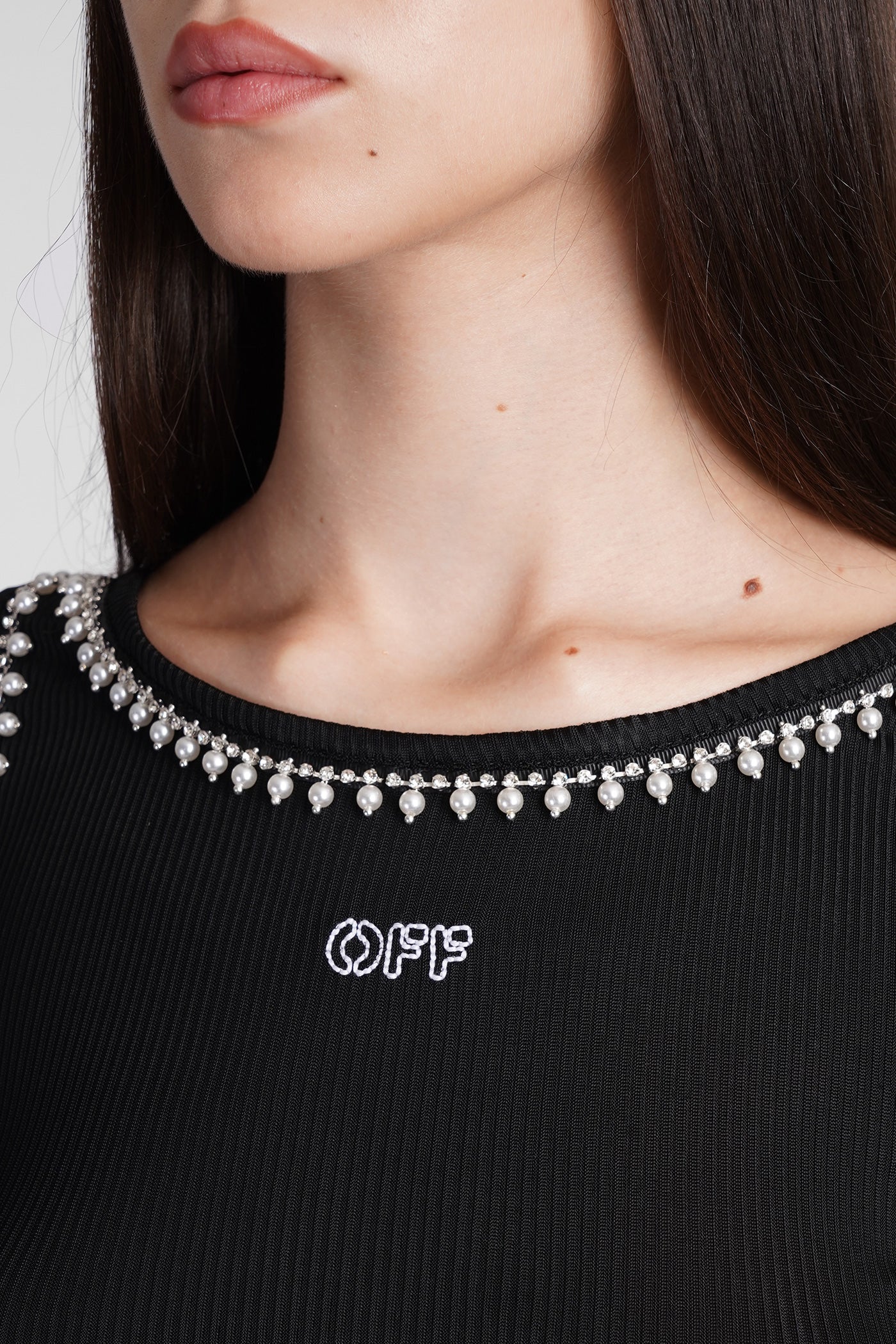 Topwear in black viscose - Image 5