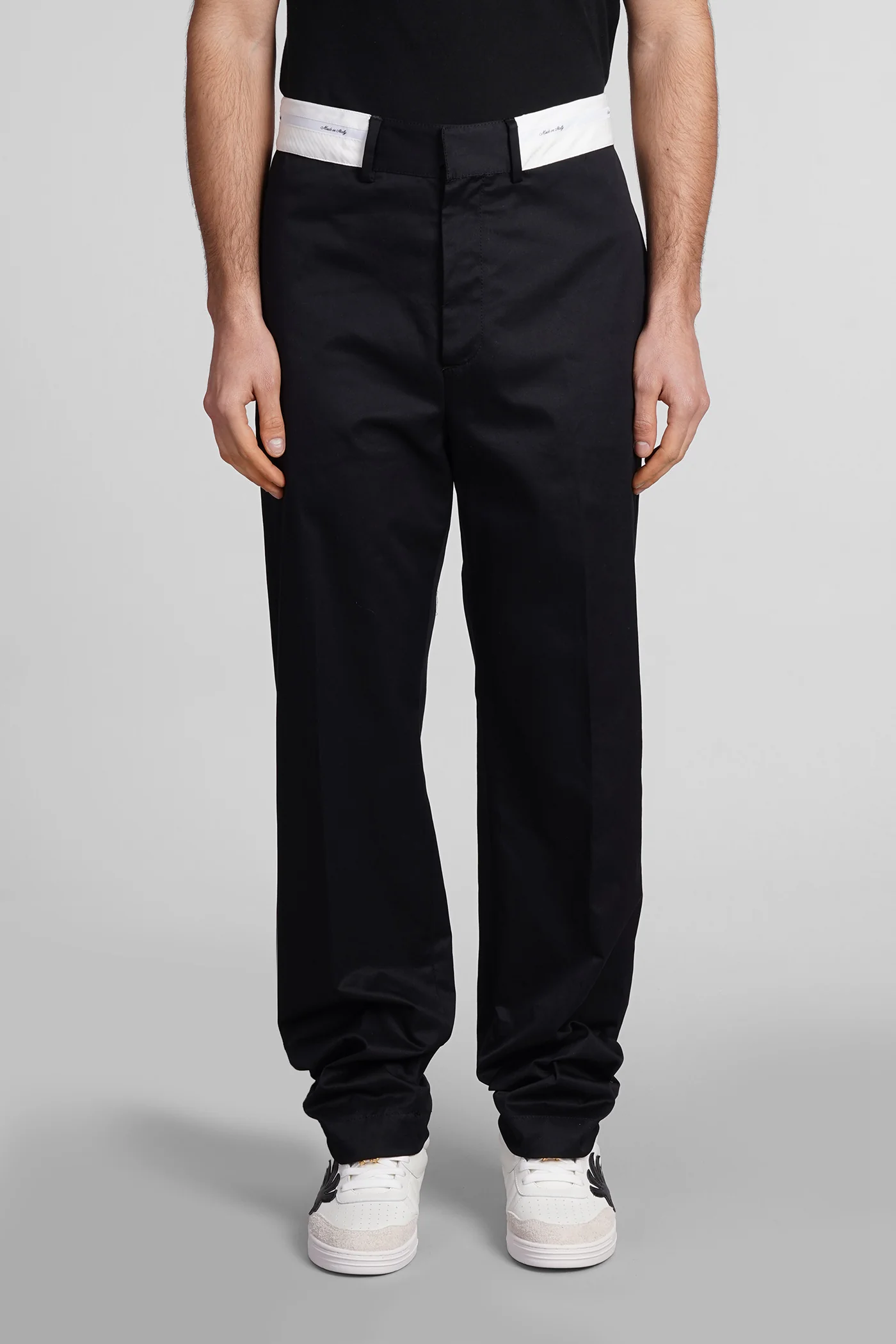 Pants in black cotton