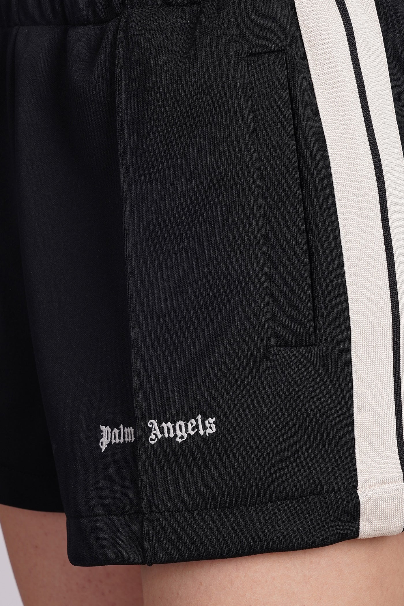 Shorts in black polyester - Image 5