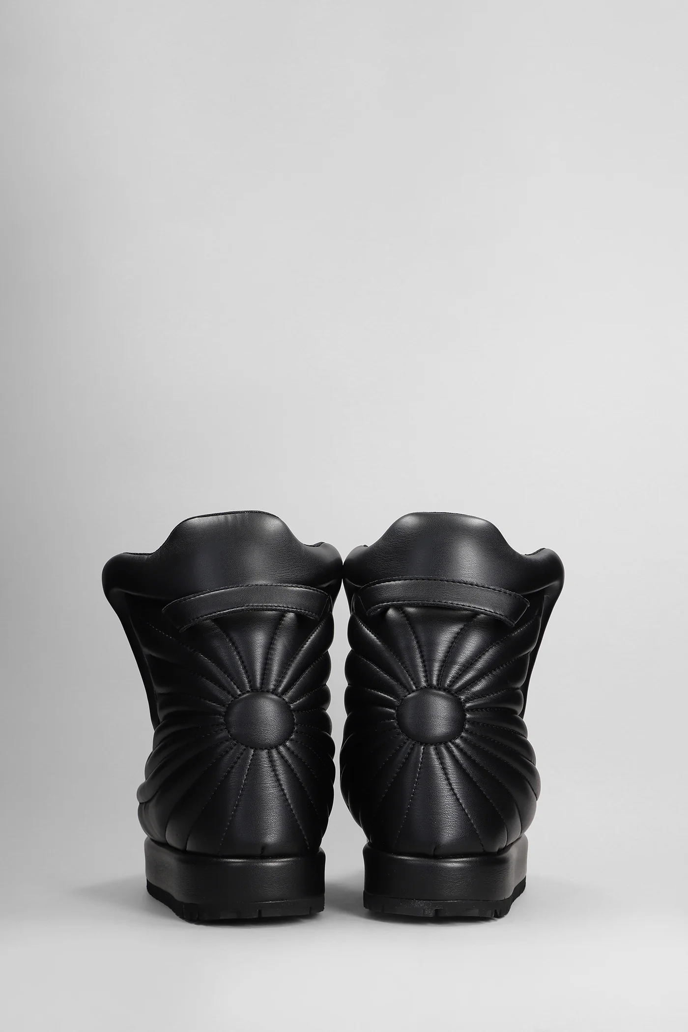 Neve lunar Ankle boots in black leather - Image 4