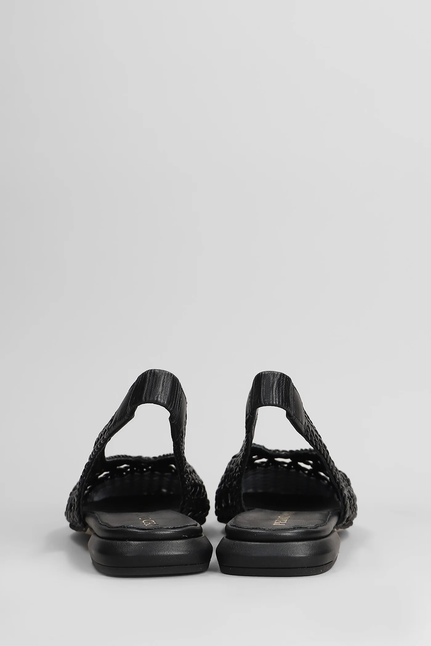 Ballet flats in black leather - Image 4
