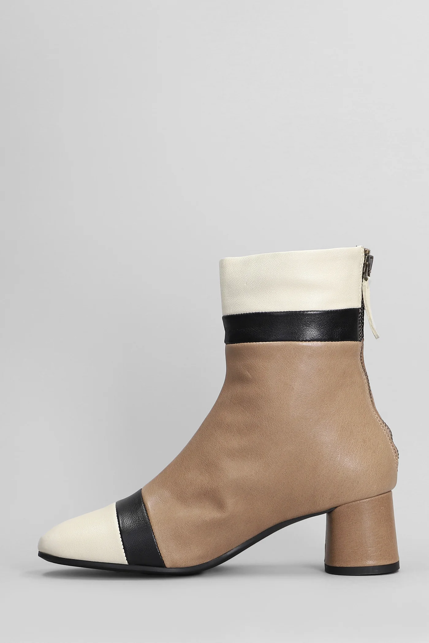High heels Ankle boots in taupe leather - Image 3