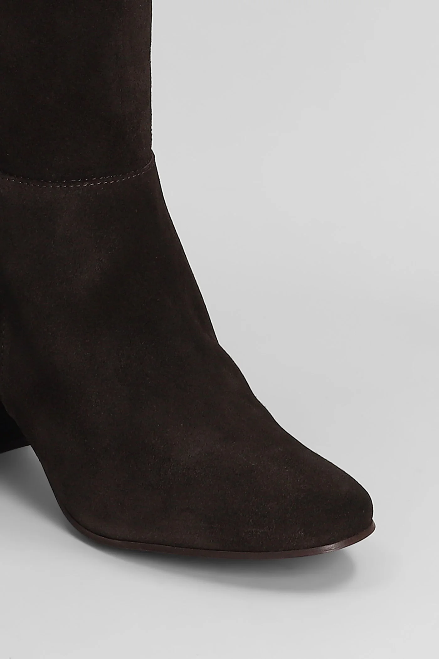 High heels boots in dark brown suede - Image 5