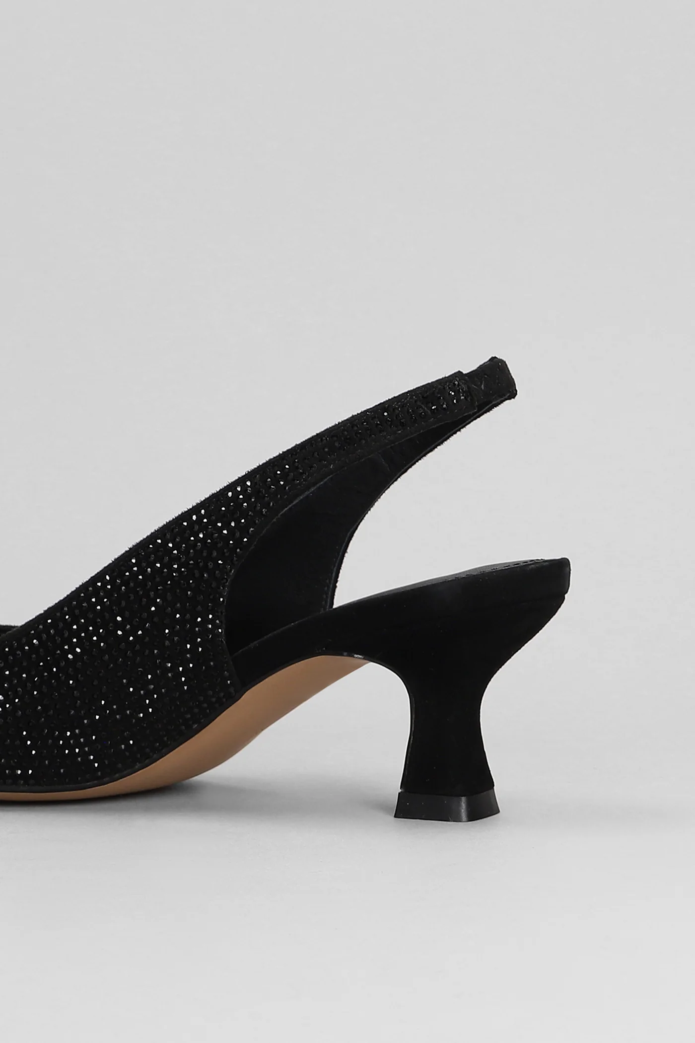 Pumps in black suede - Image 5