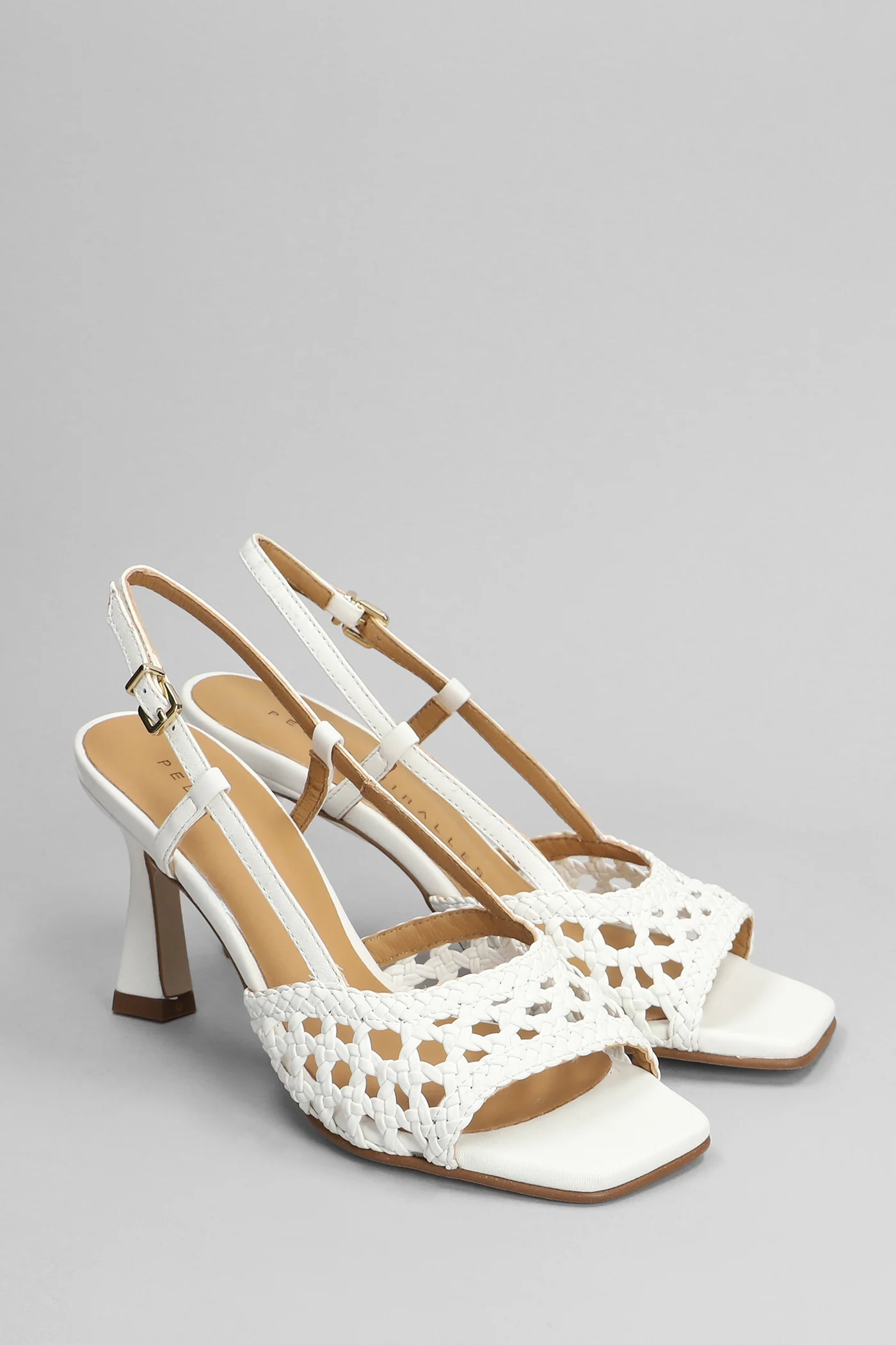 Sandals in white leather - Image 2