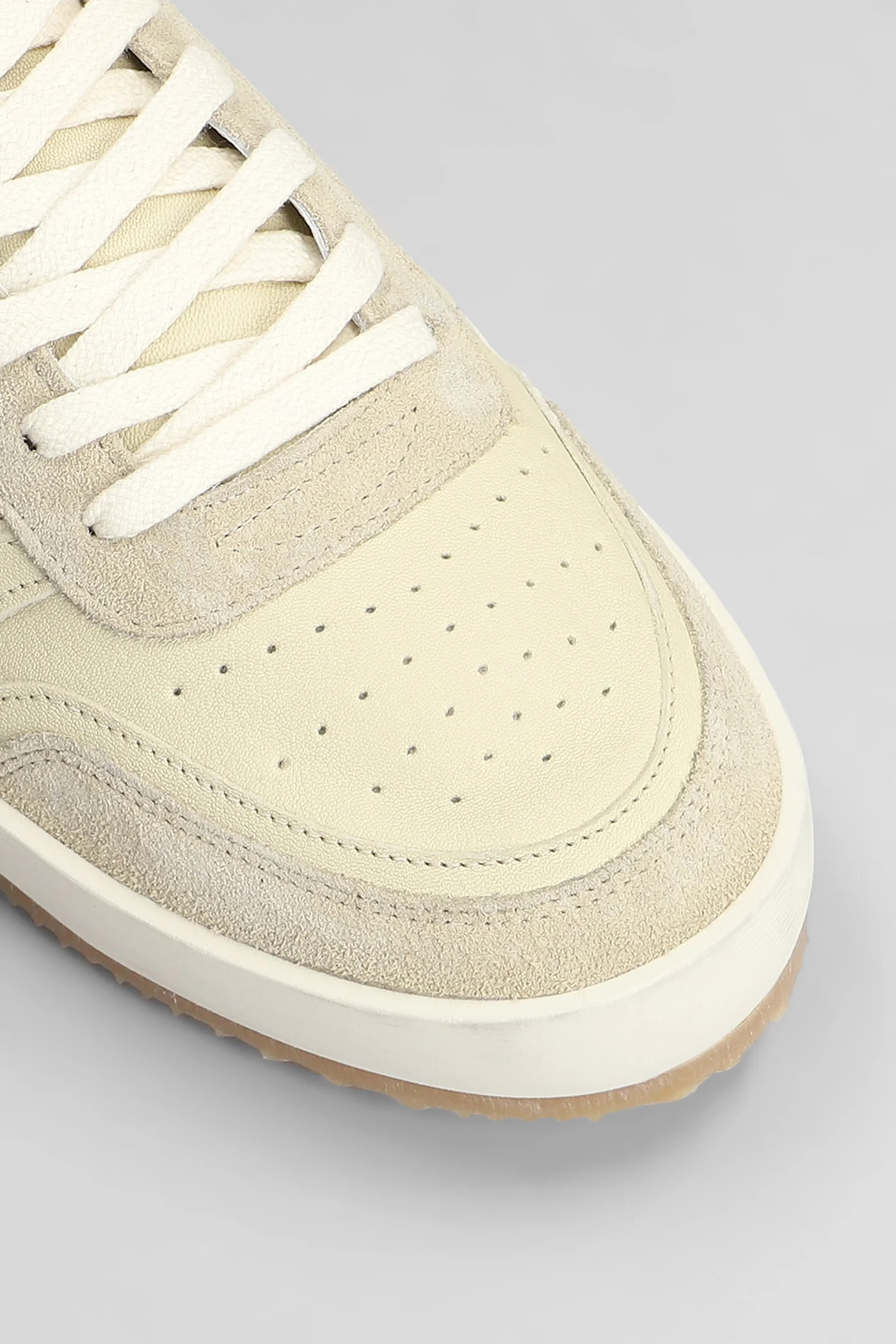 Nice Low Sneakers in beige suede and leather - Image 5