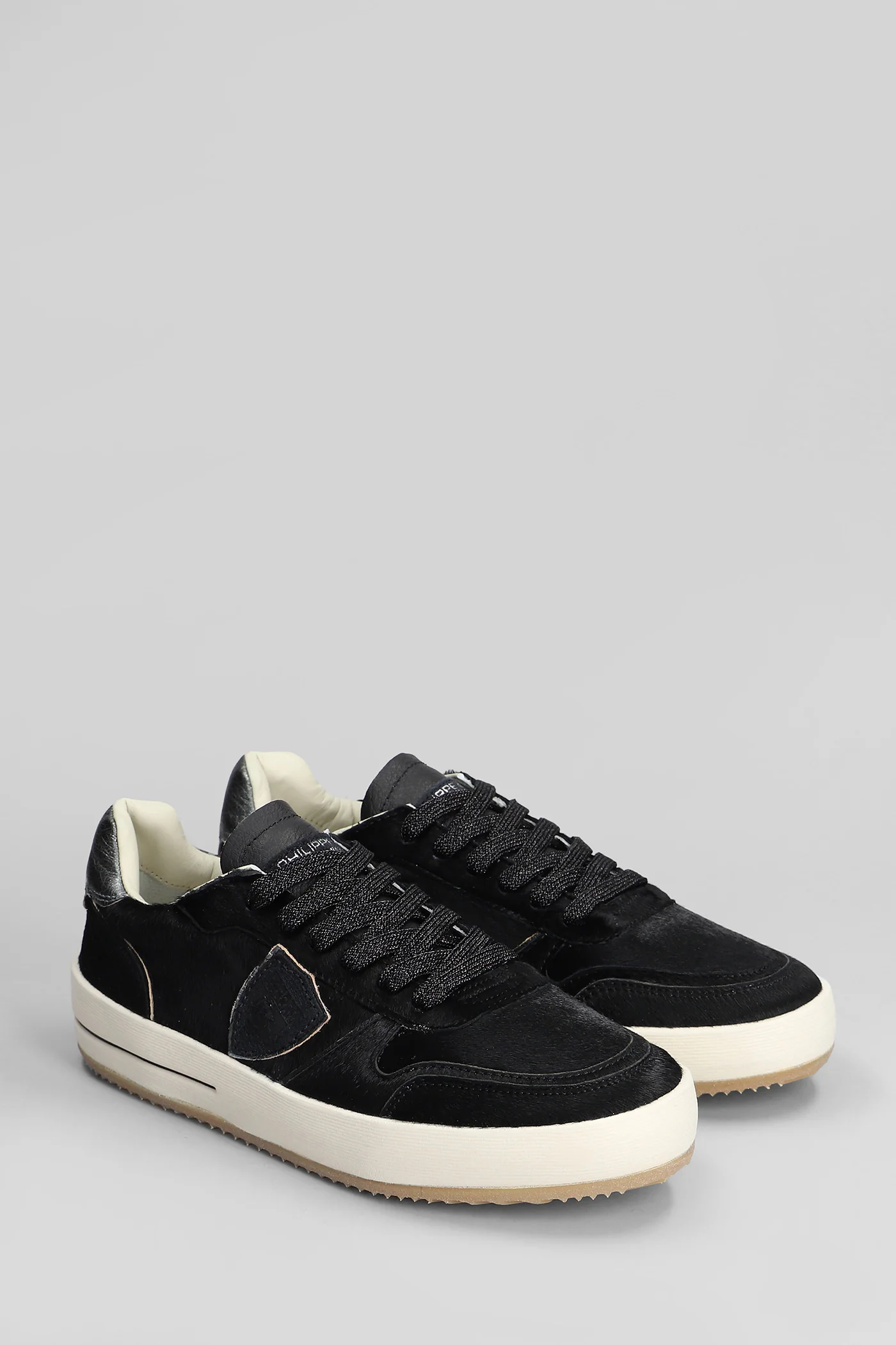 Nice Low Sneakers in black pony skin - Image 22