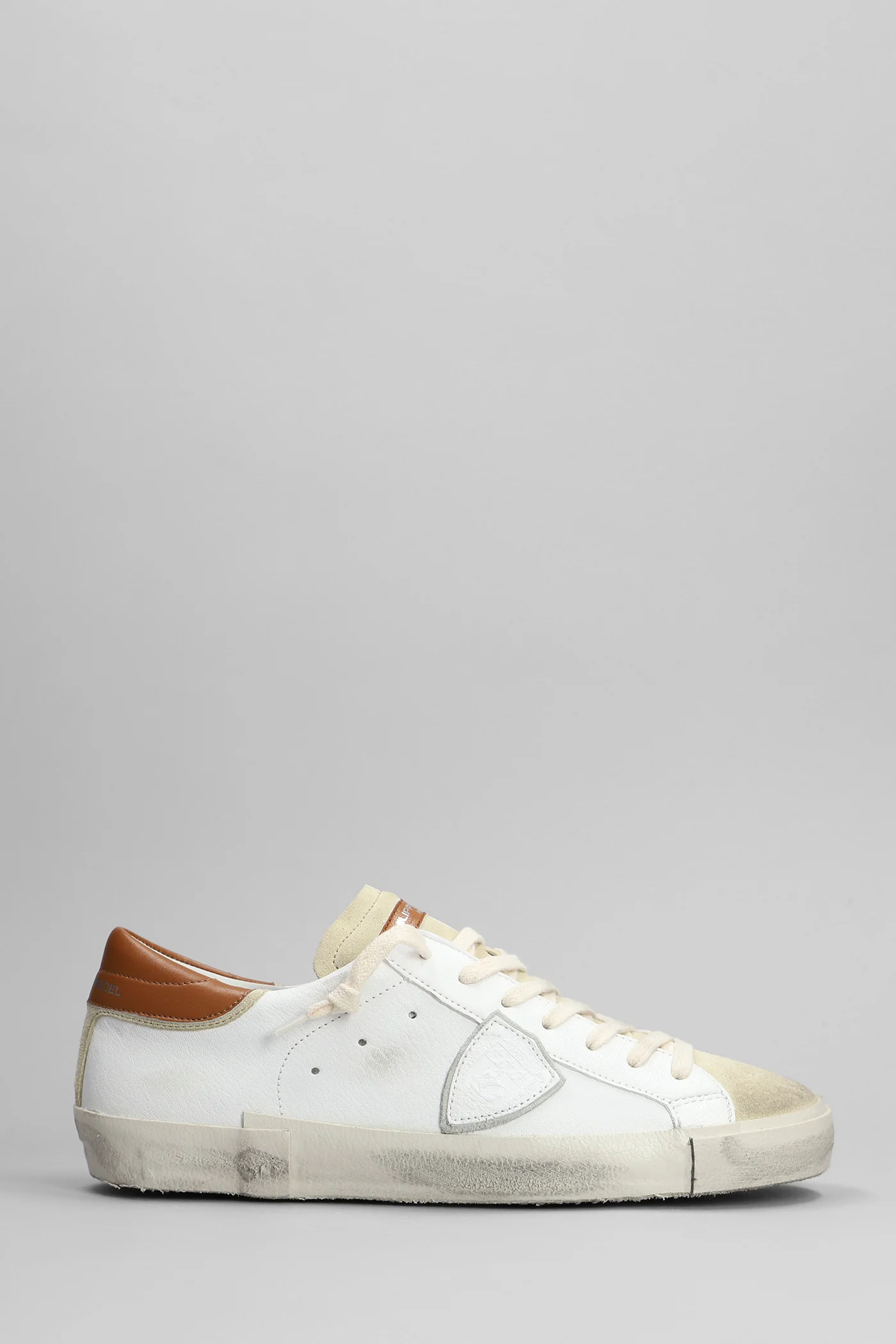 Prsx Low Sneakers in white suede and leather