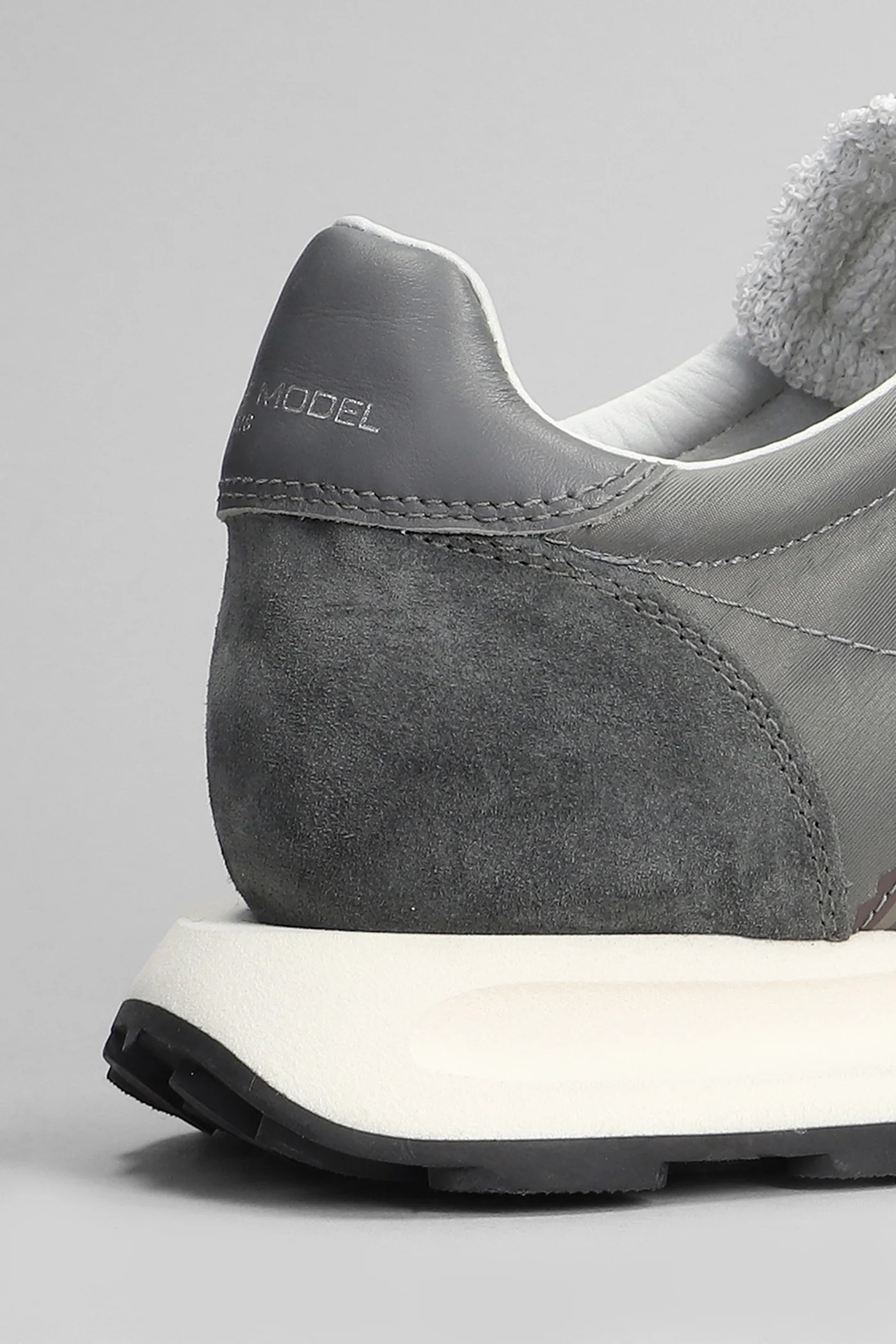 Tour Low Sneakers in grey Suede and fabric - Image 5