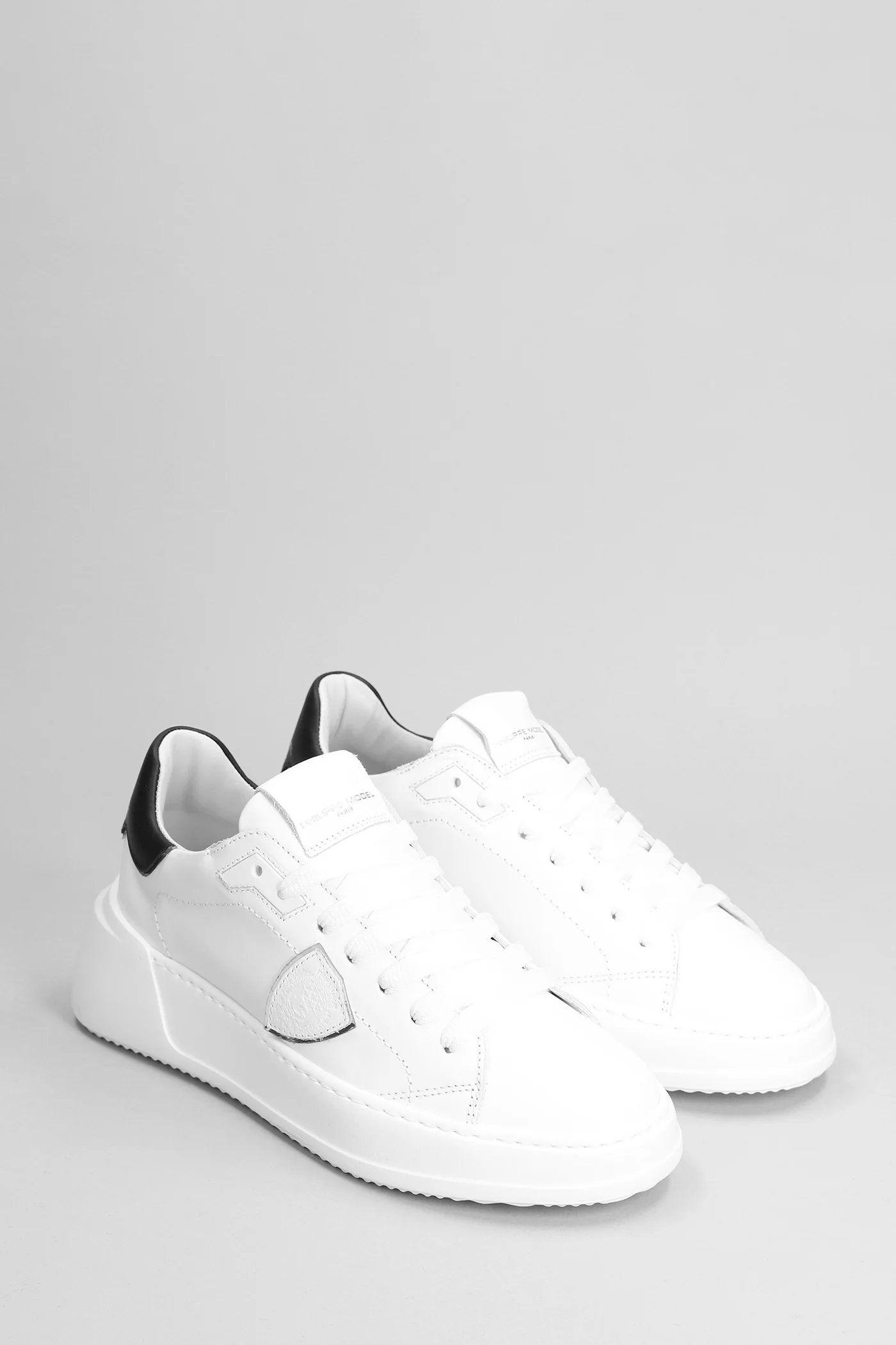 Tres Temple Sneakers in white leather - Image 2