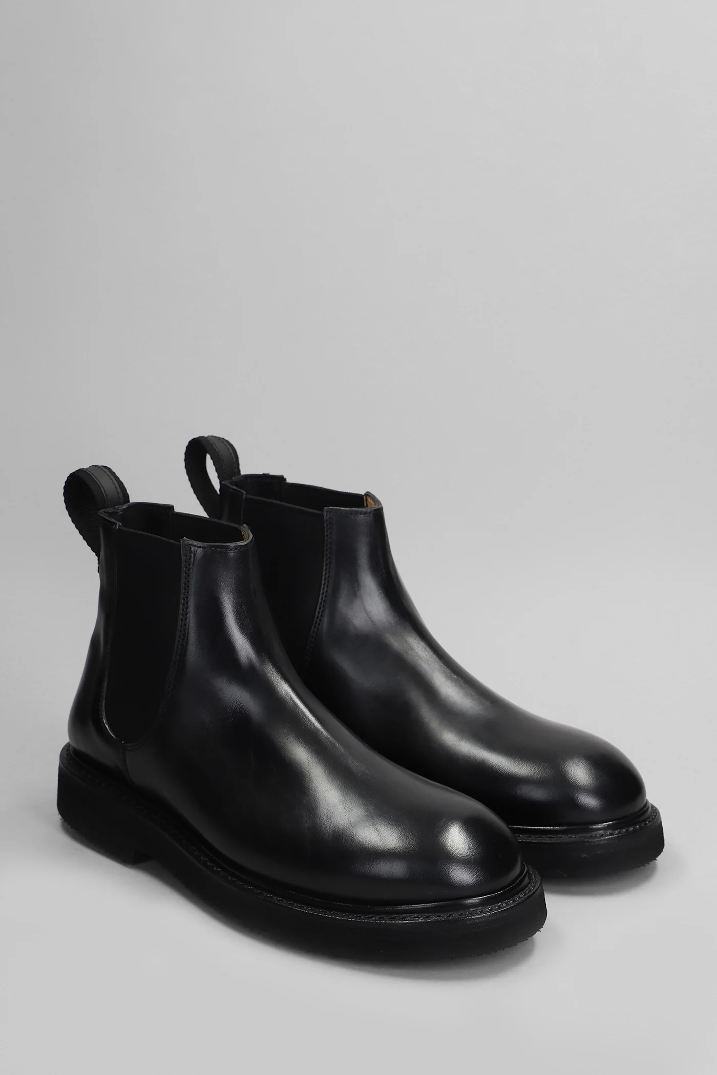 Ankle boots in black leather - Image 2
