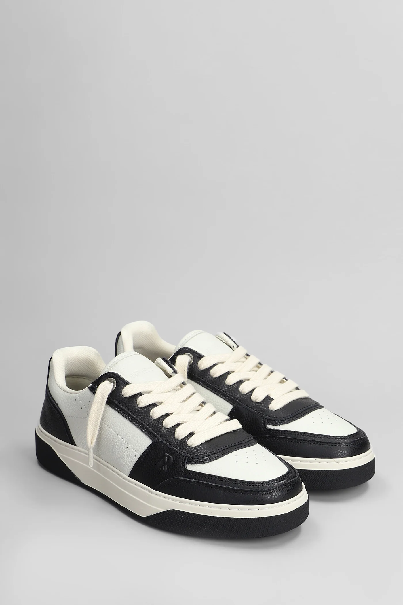 Initial sneaker Sneakers in black leather - Image 2