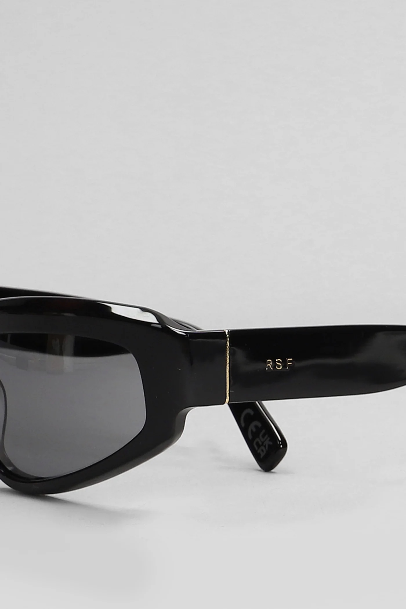 Sunglasses in black acetate - Image 4