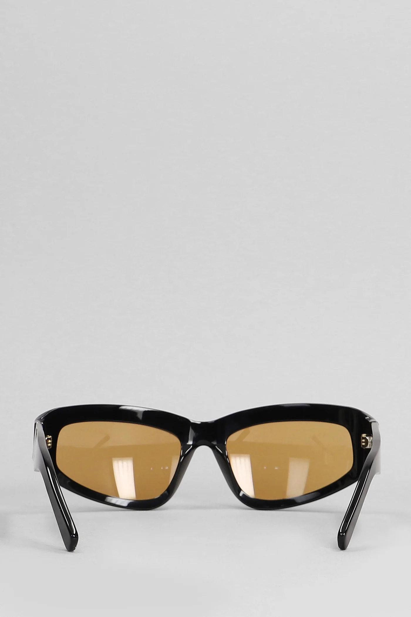Sunglasses in black acetate - Image 3