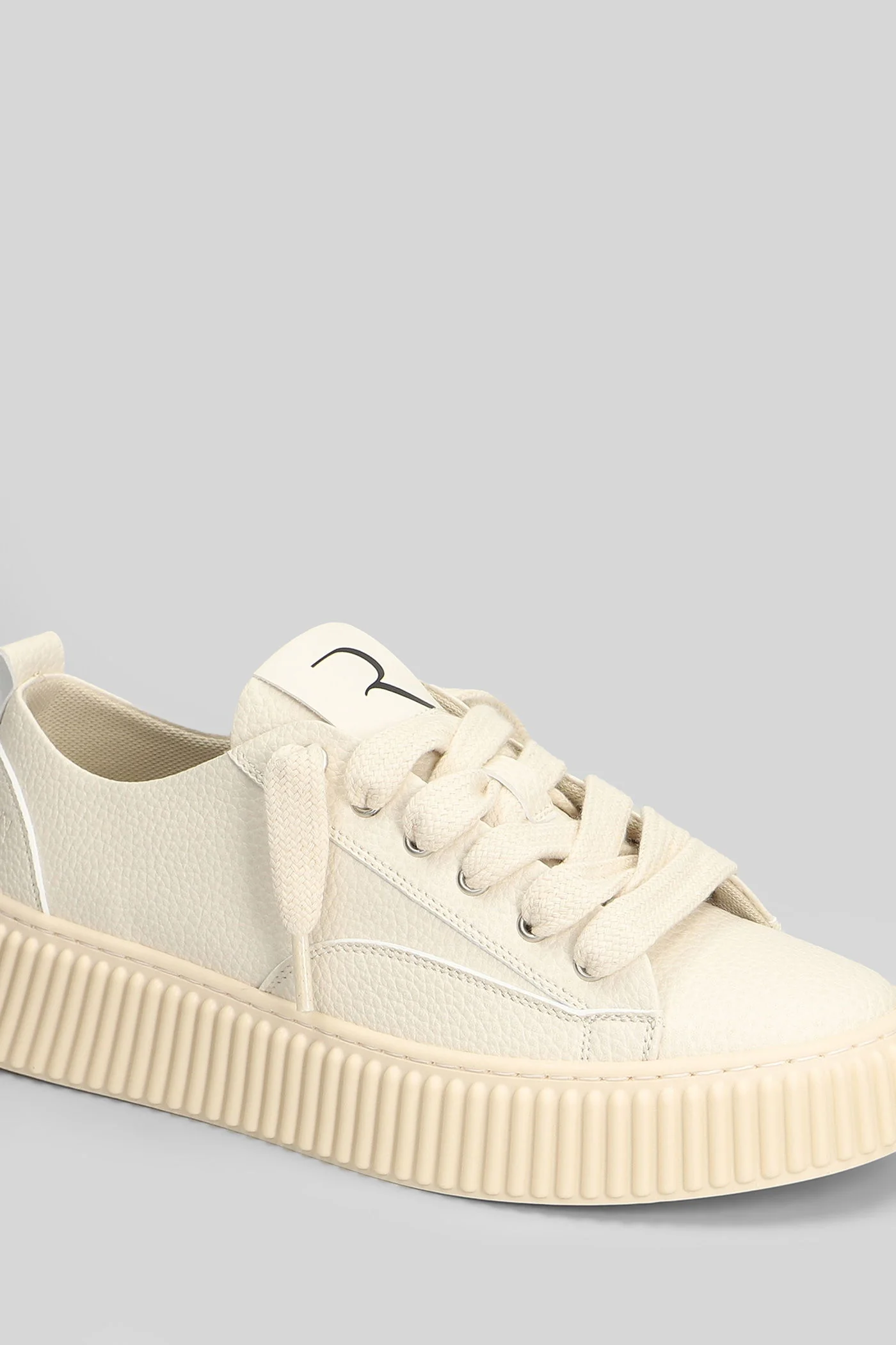Leather Grain Sneakers in beige leather - Image 5